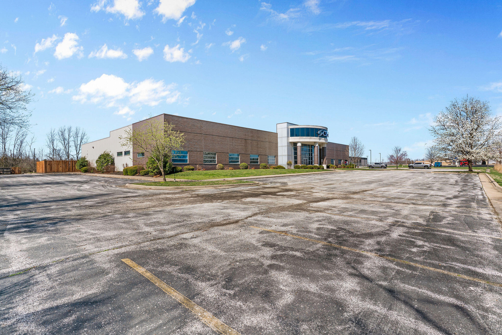Photo 2 - Commercial Sale for sale – 3340 E Cherry Street  Springfield, MO