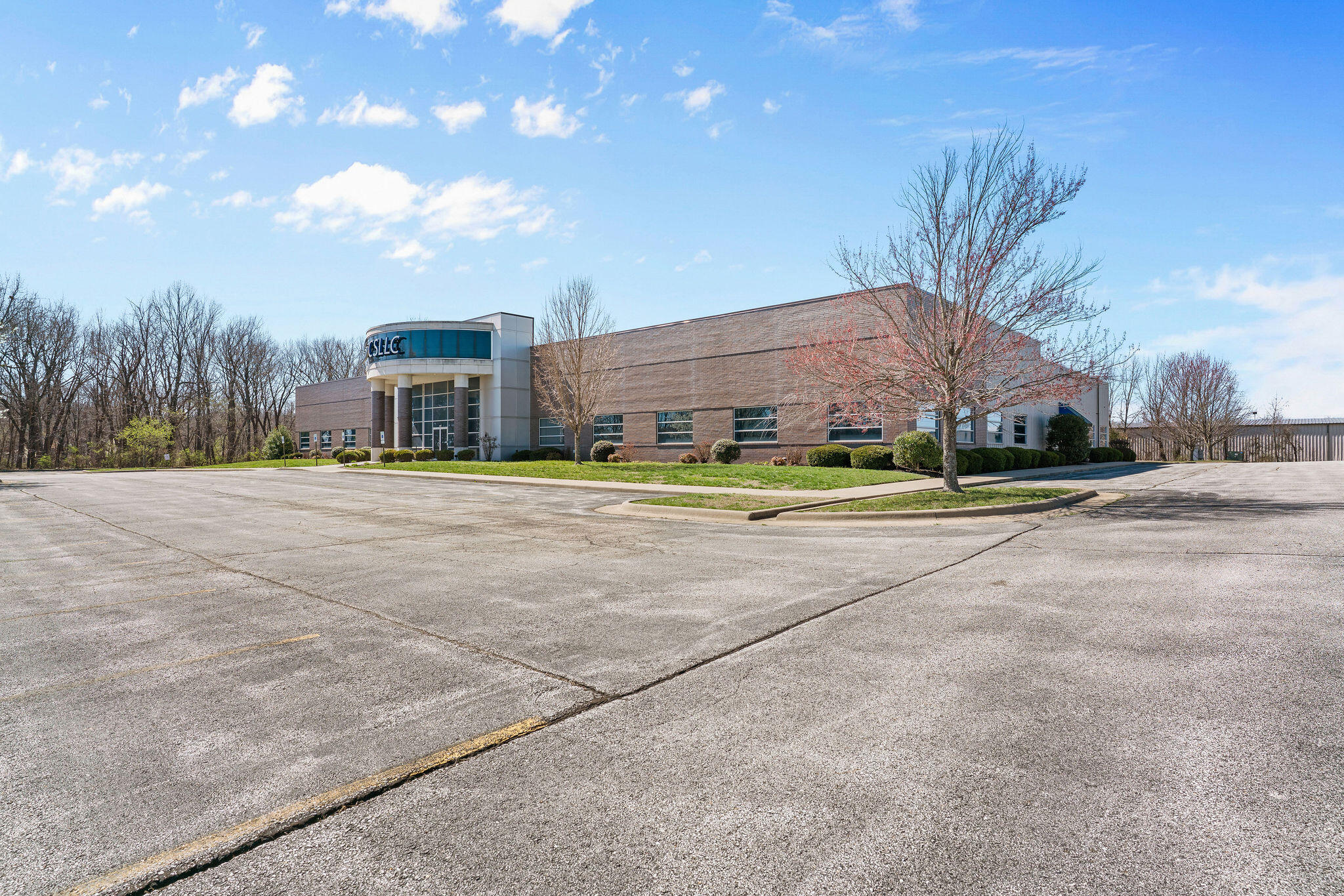 Photo 5 - Commercial Sale for sale – 3340 E Cherry Street  Springfield, MO