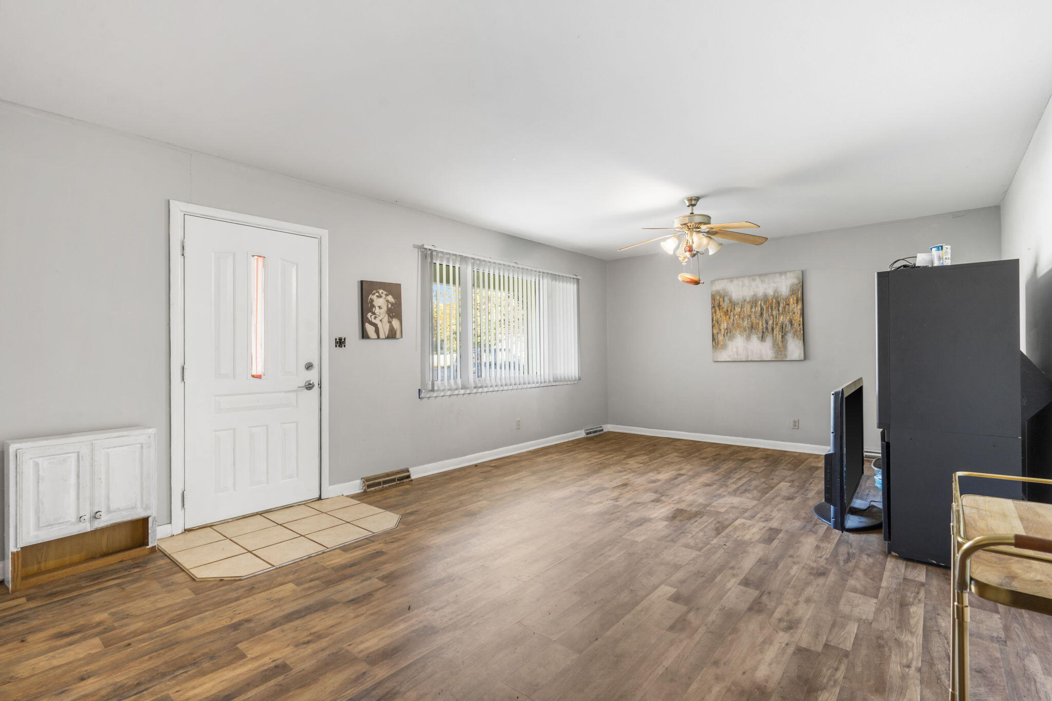 Photo 4 - Residential for sale – 2012 S Roanoke Avenue  Springfield, MO