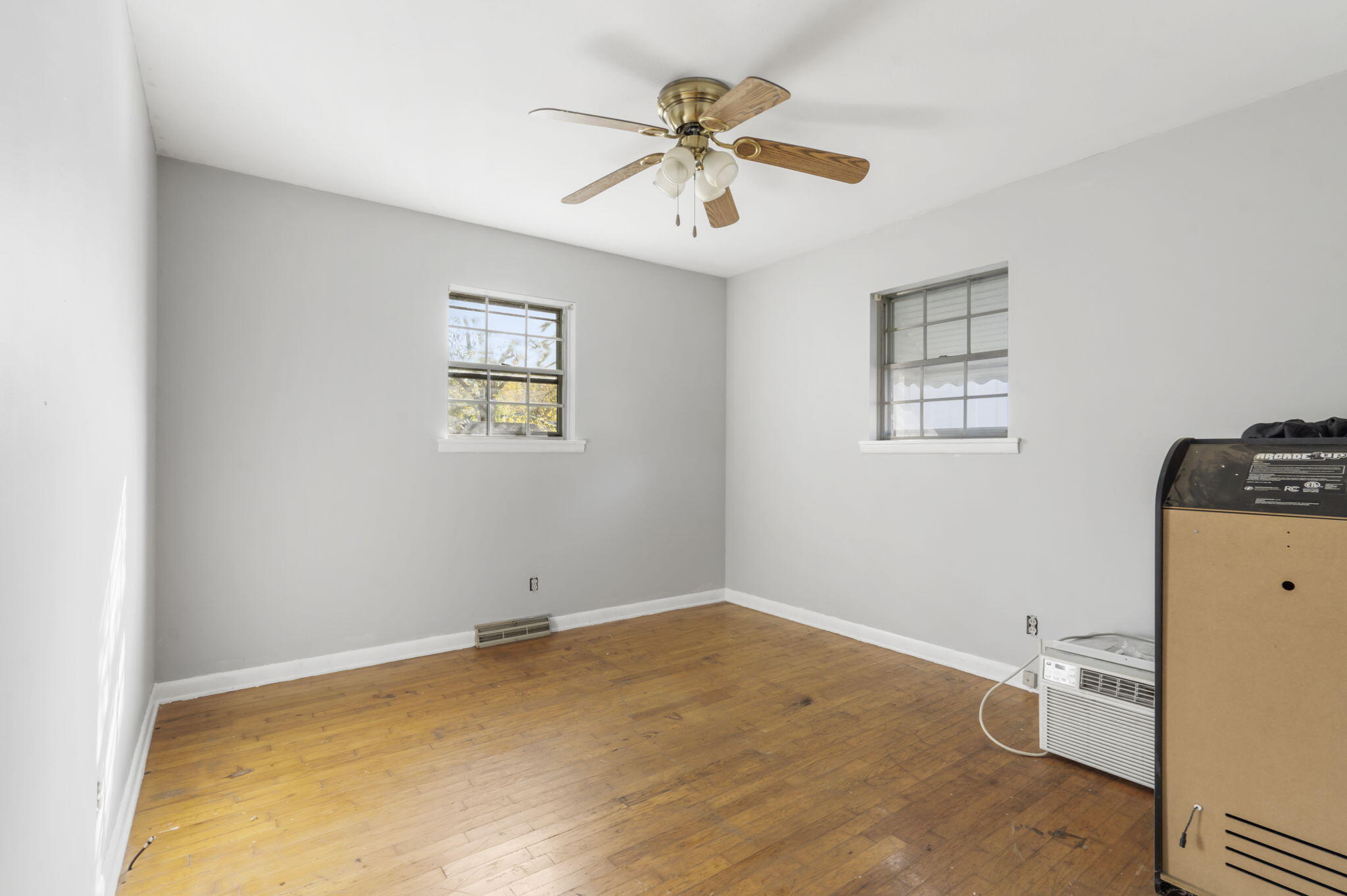 Photo 14 - Residential for sale – 2012 S Roanoke Avenue  Springfield, MO