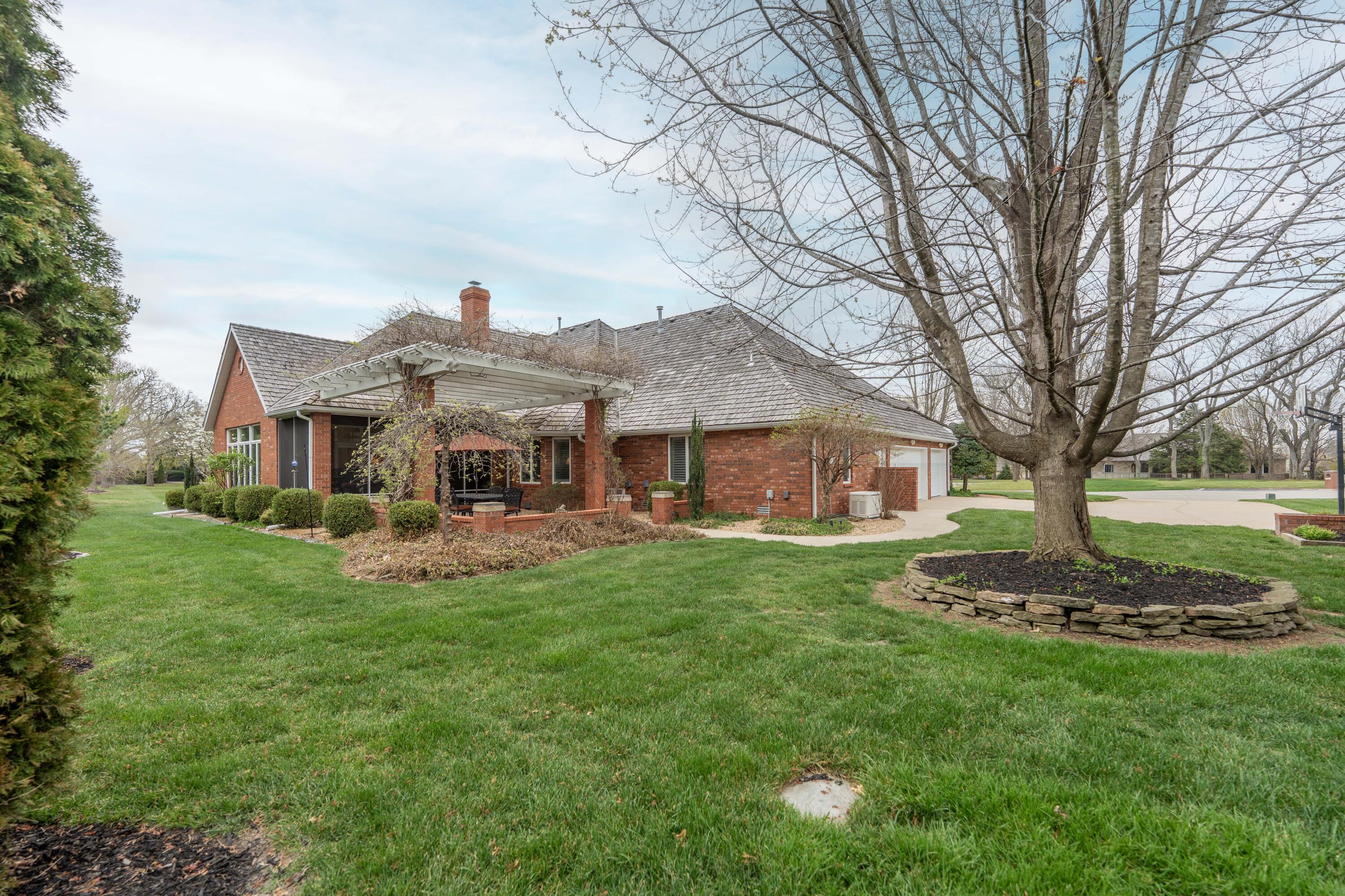 Photo 7 - Residential for sale – 3575 E Montrose Court  Springfield, MO