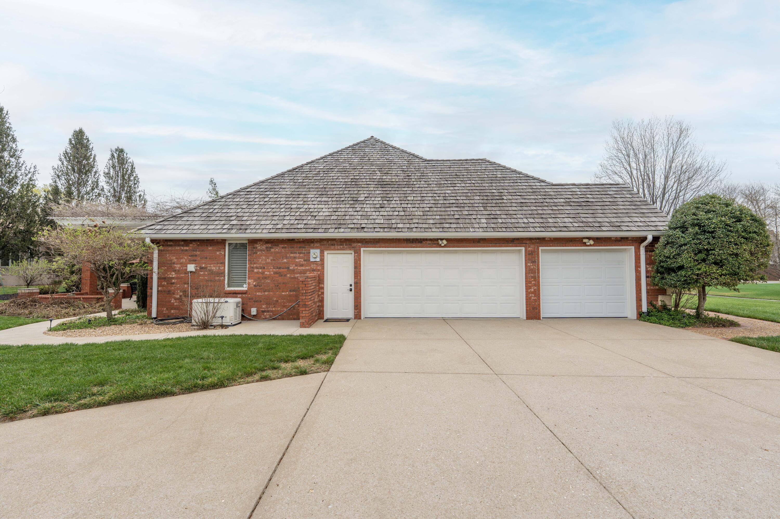 Photo 64 - Residential for sale – 3575 E Montrose Court  Springfield, MO