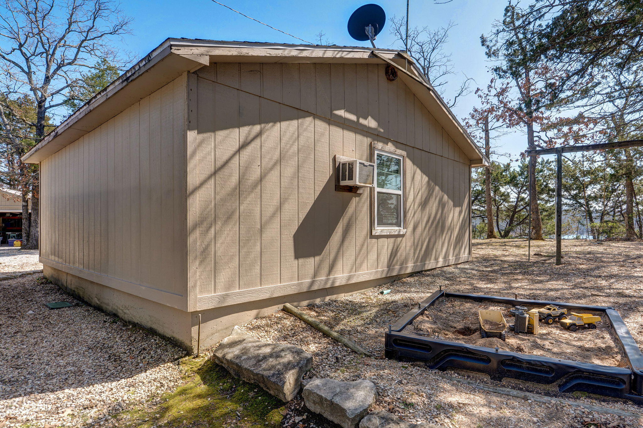 Photo 13 - Residential for sale – 1715  Hideaway Road  Galena, MO