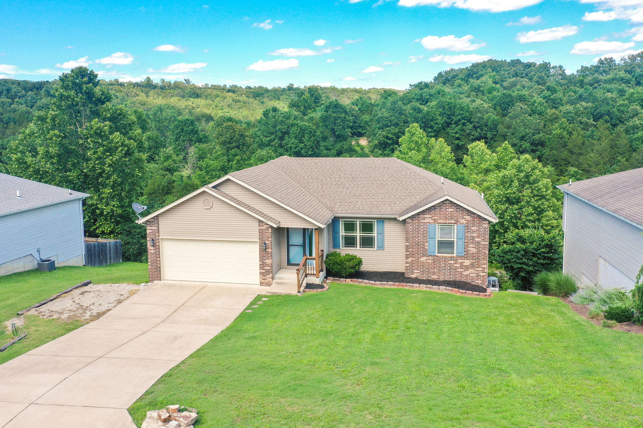 Residential for sale – 150  Whispering Meadows Parkway  Branson, MO