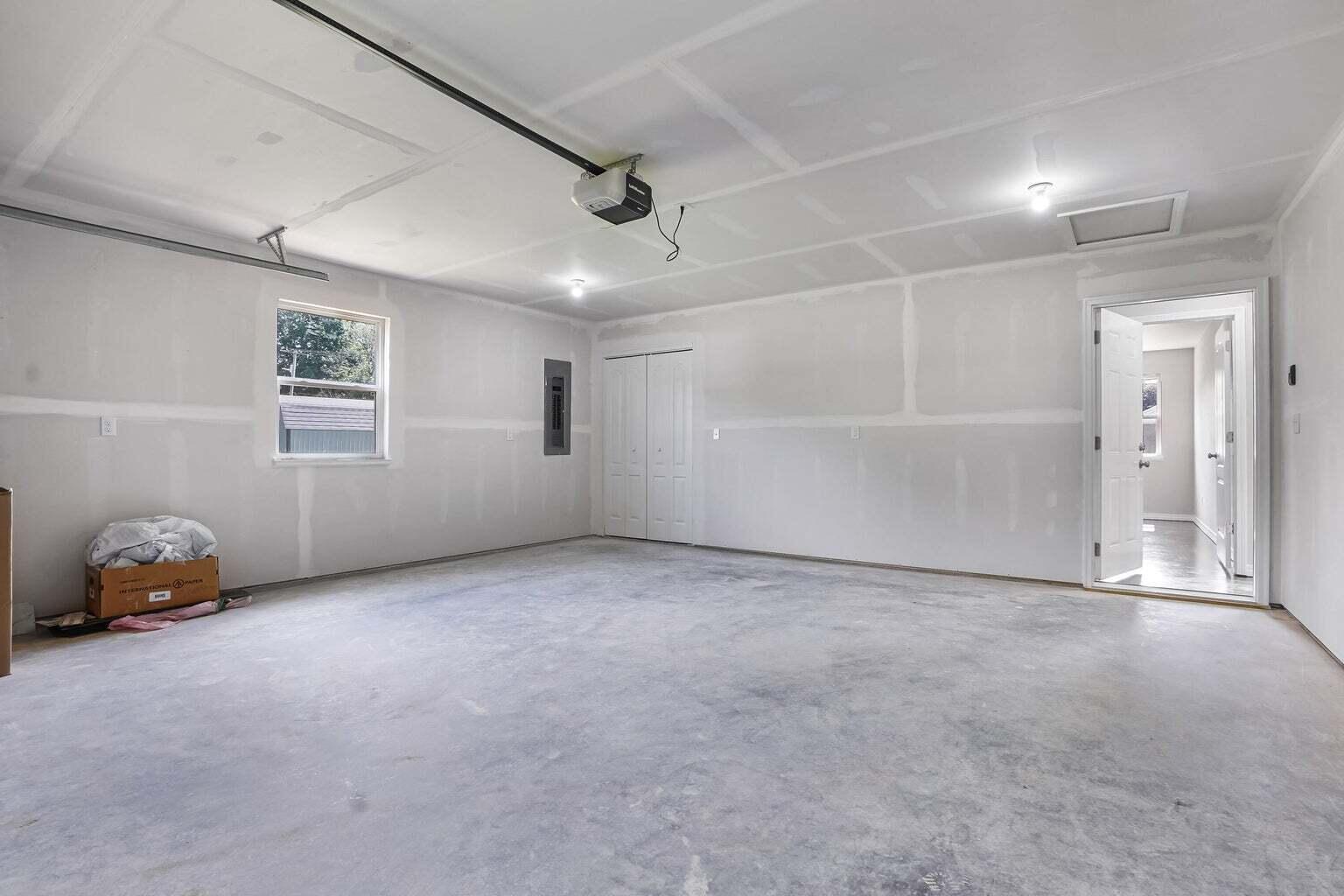 Photo 13 - Commercial Sale for sale – 2503, 2505  Melissa & 2502 Kody & Courtney   West Plains, MO
