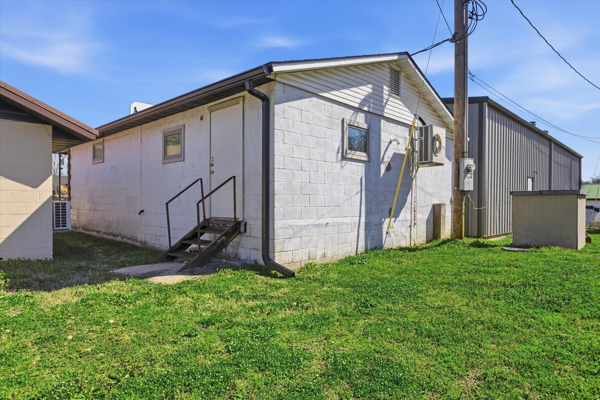 Photo 19 - Commercial Sale for sale – 25862 E State Highway 76   Bradleyville, MO