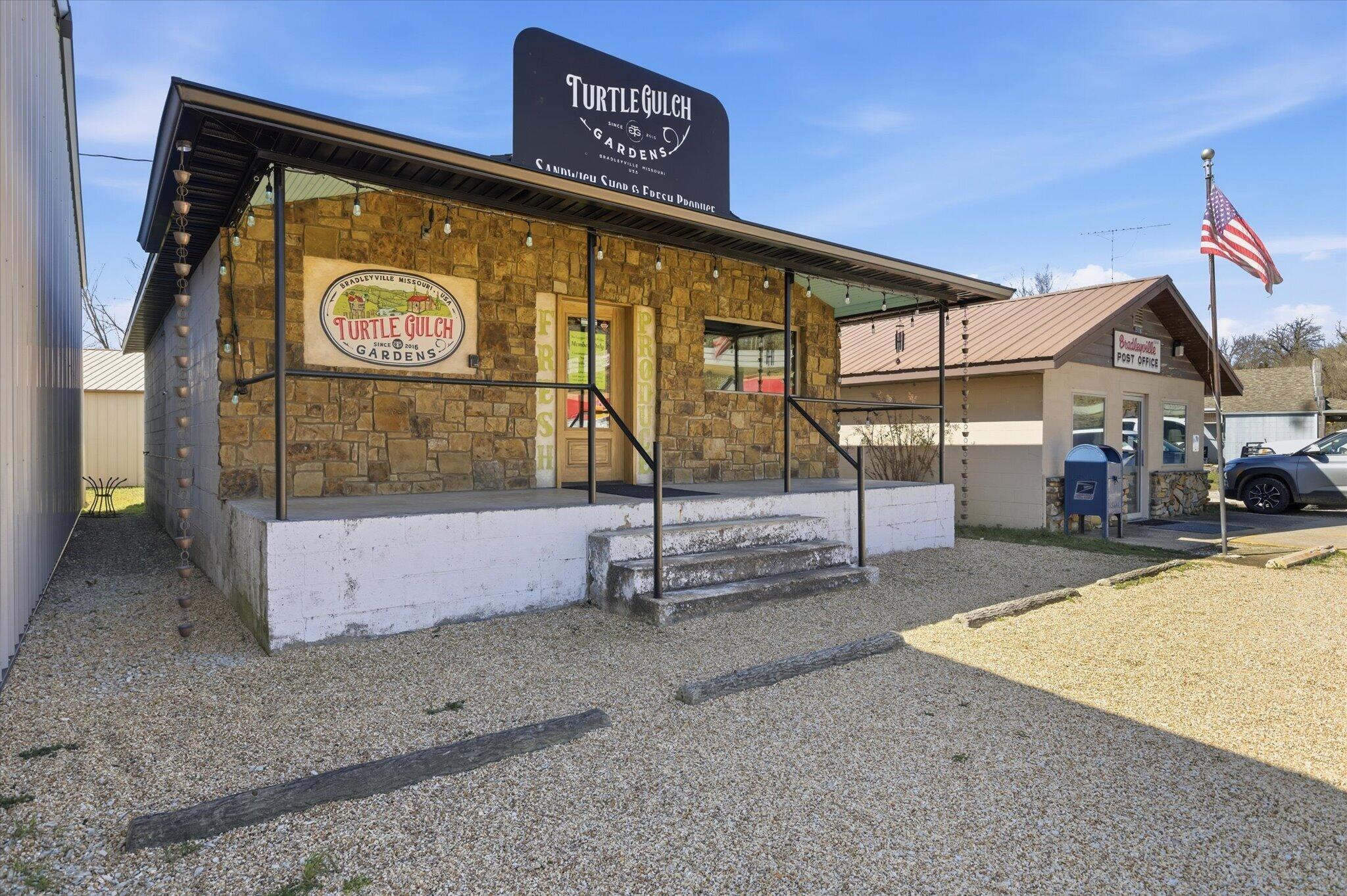 Commercial Sale for sale – 25862 E State Highway 76 Bradleyville, MO