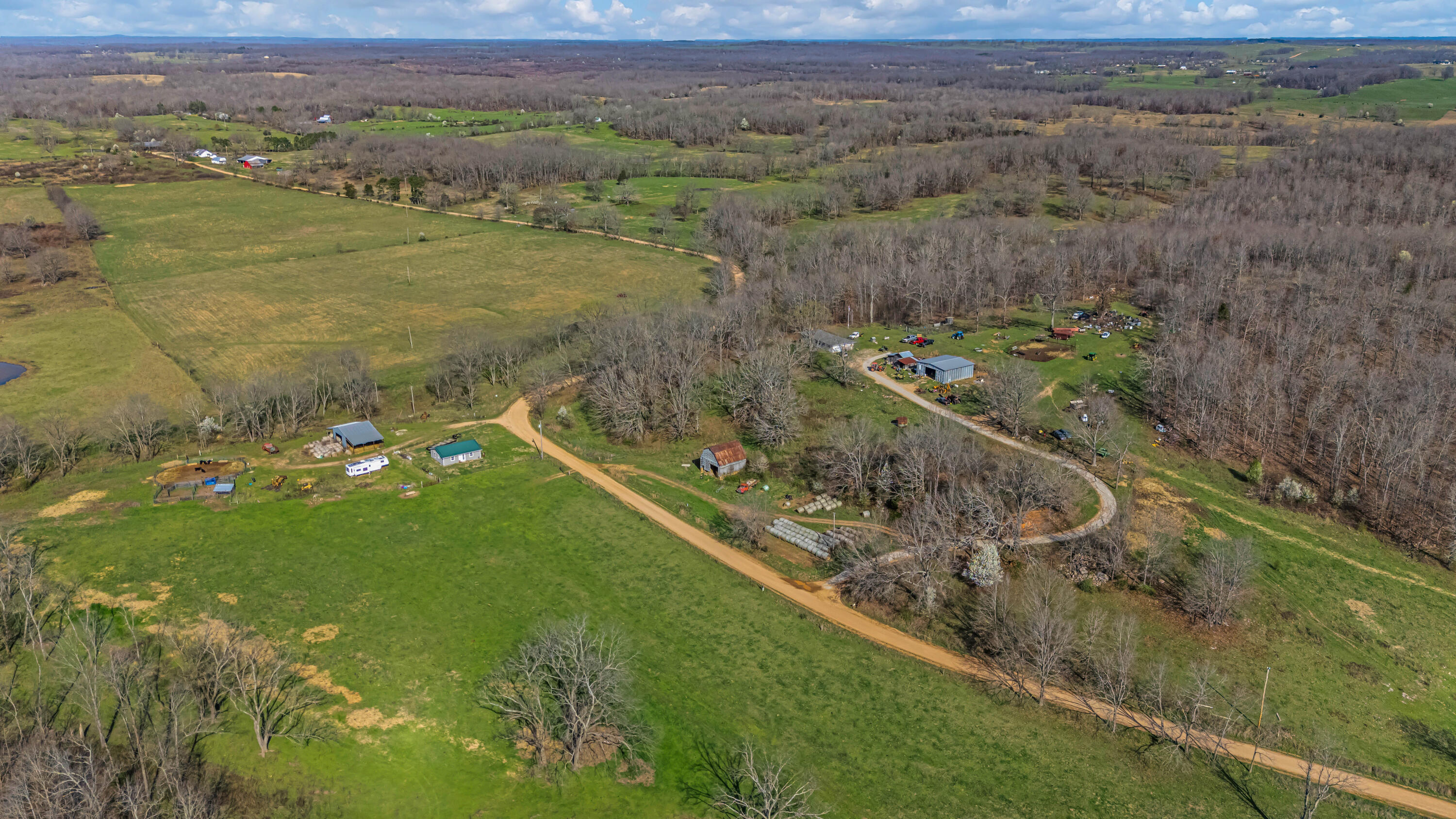 Photo 83 - Farm for sale – 1499  County Road 380   Koshkonong, MO