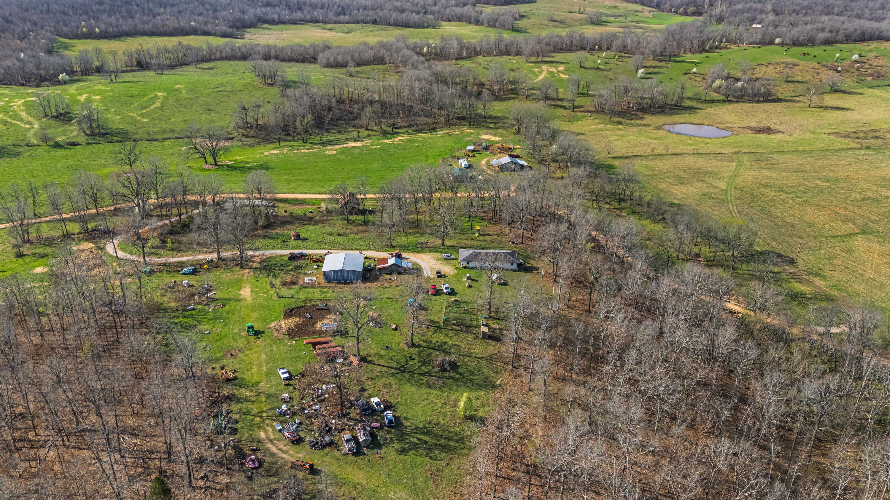 Photo 109 - Farm for sale – 1499  County Road 380   Koshkonong, MO