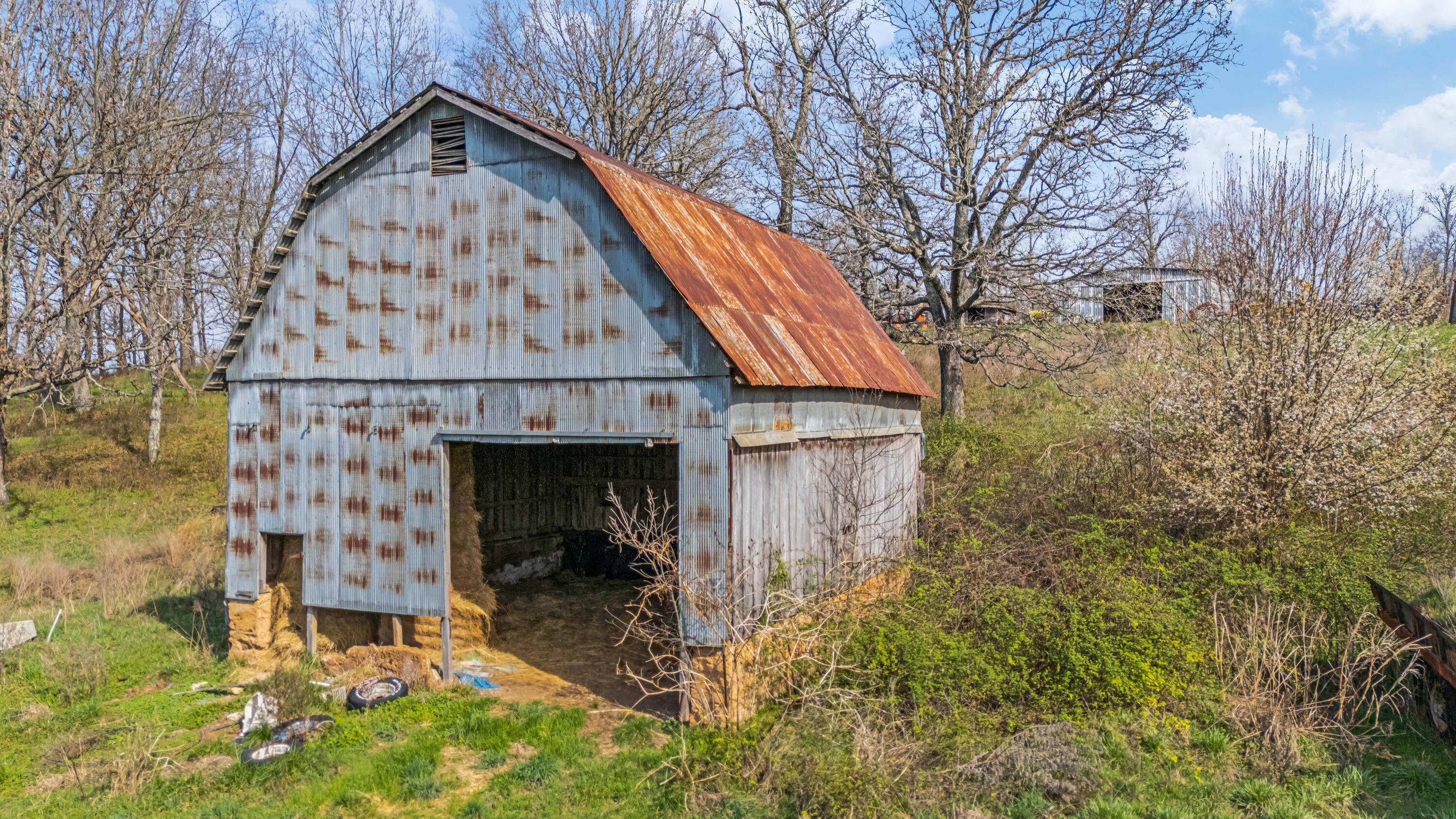 Photo 28 - Farm for sale – 1499  County Road 380   Koshkonong, MO