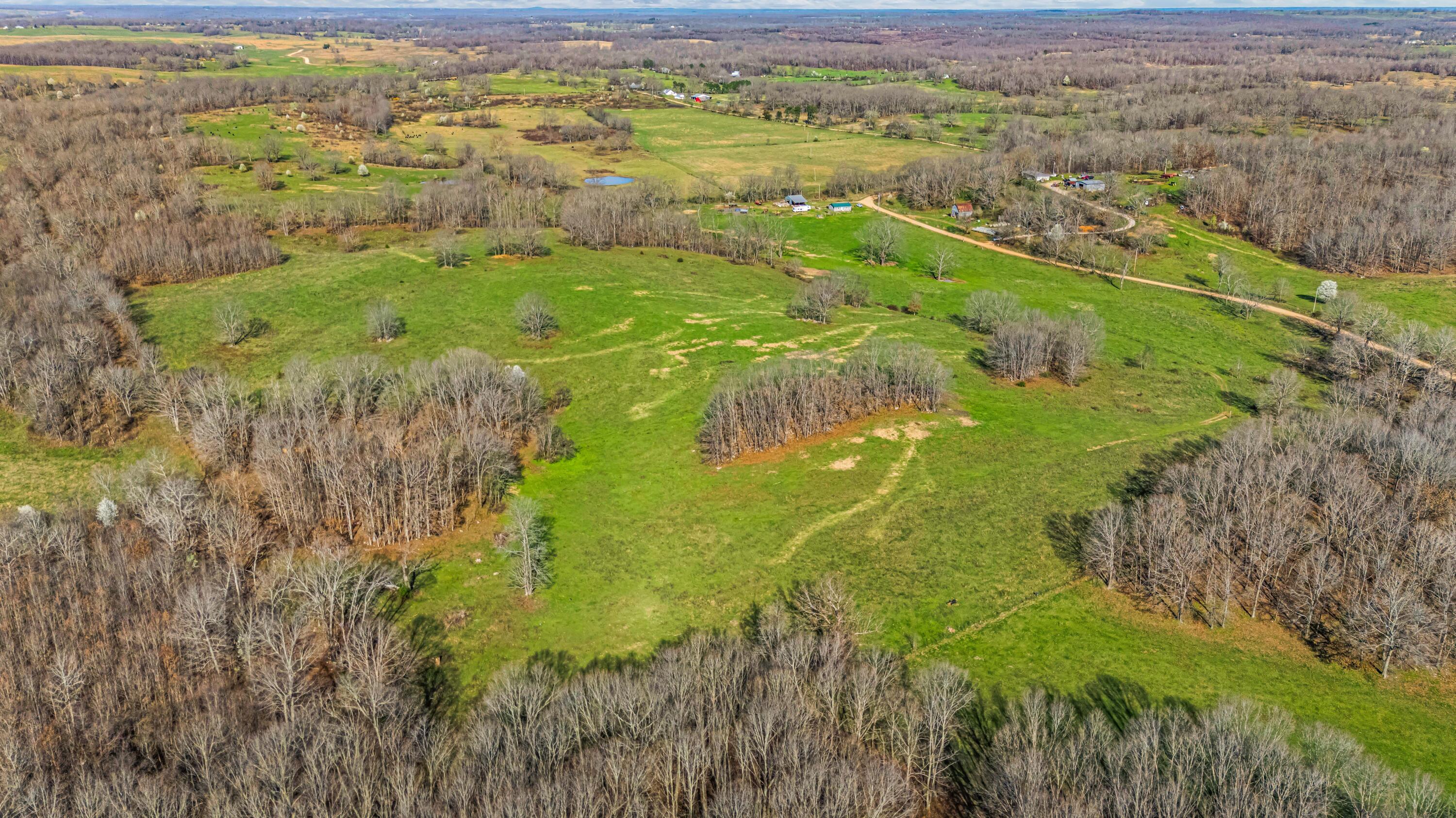 Photo 87 - Farm for sale – 1499  County Road 380   Koshkonong, MO