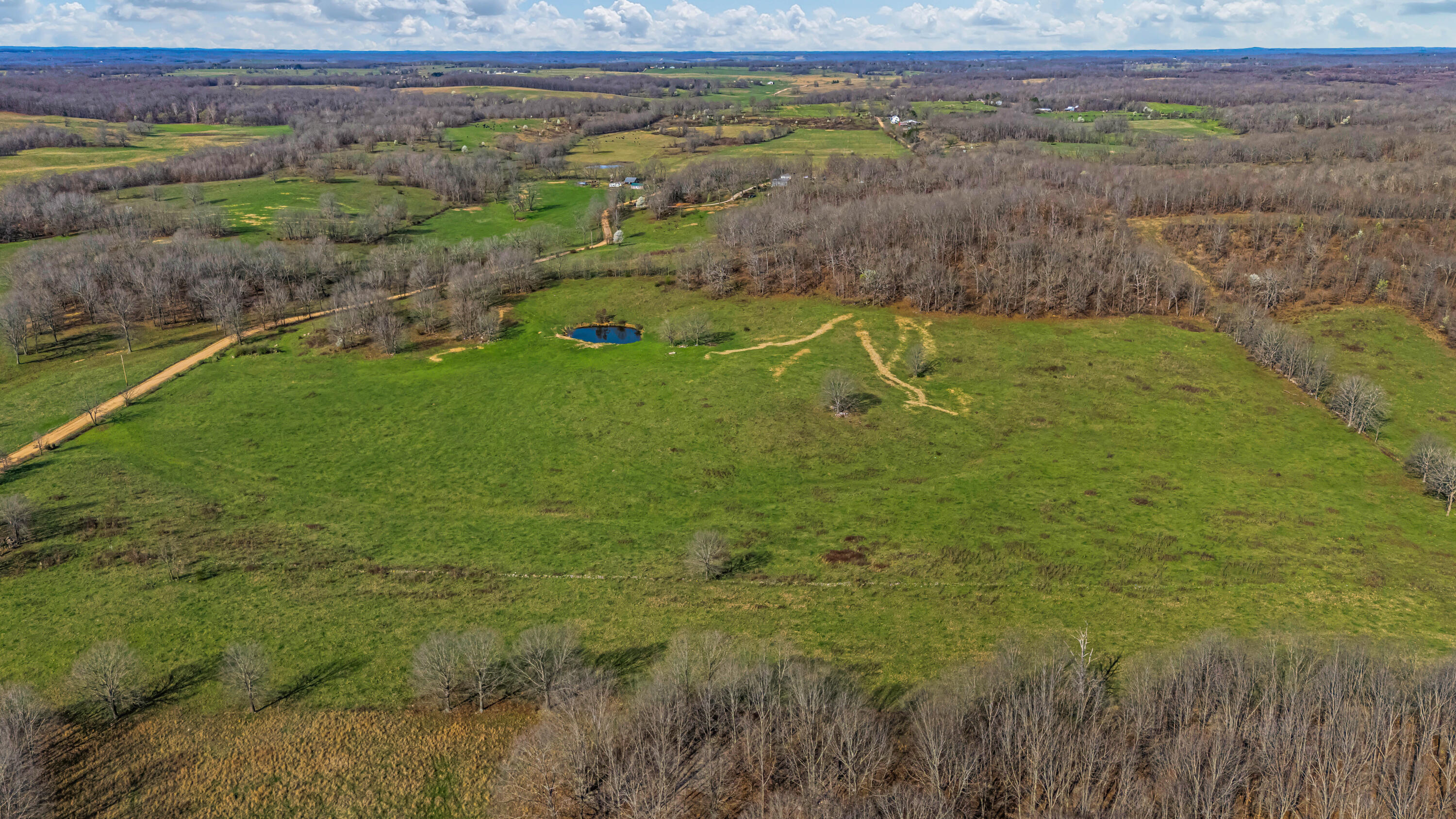 Photo 98 - Farm for sale – 1499  County Road 380   Koshkonong, MO