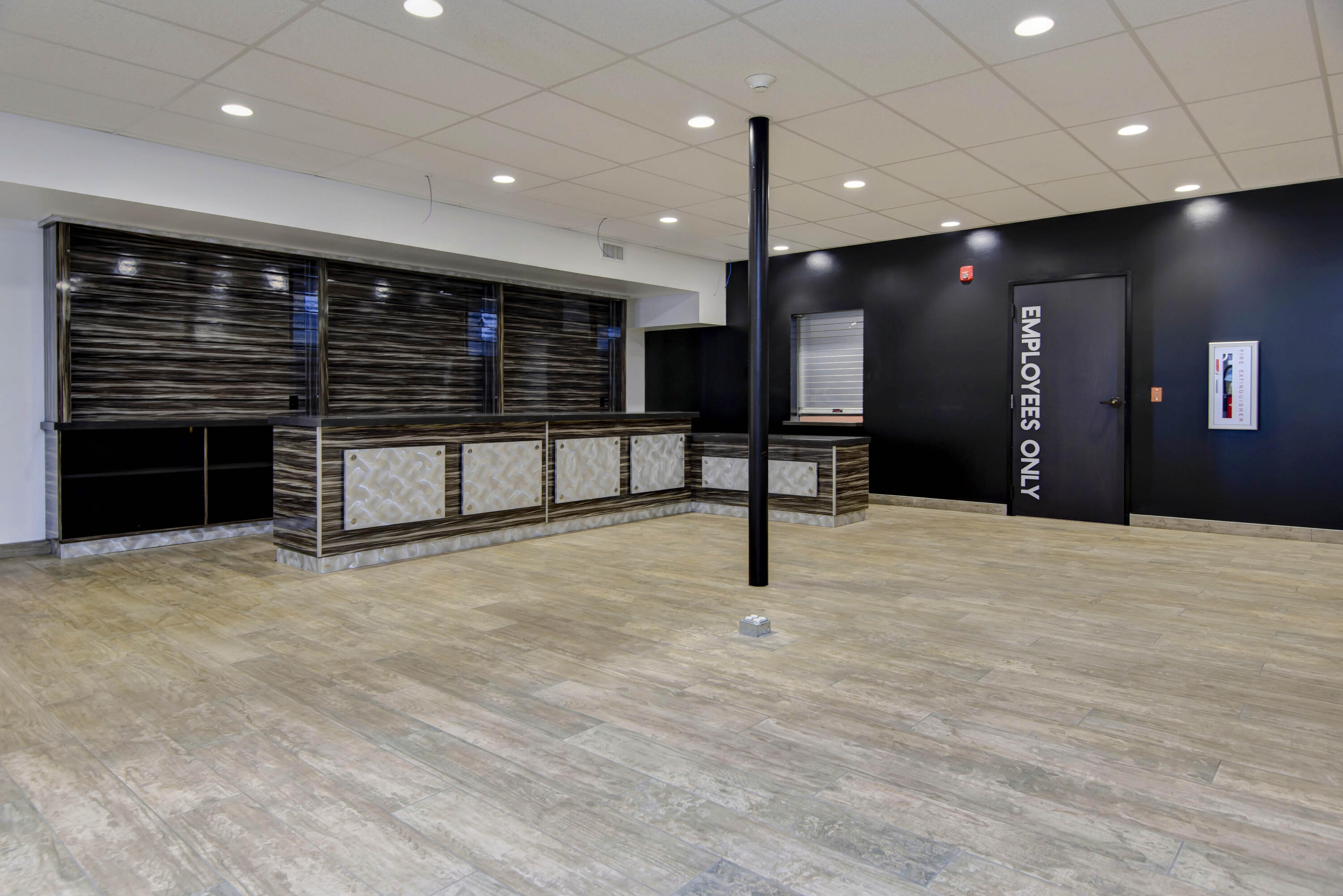 Photo 27 - Commercial Lease for sale – 1868 S Glenstone Avenue  Springfield, MO