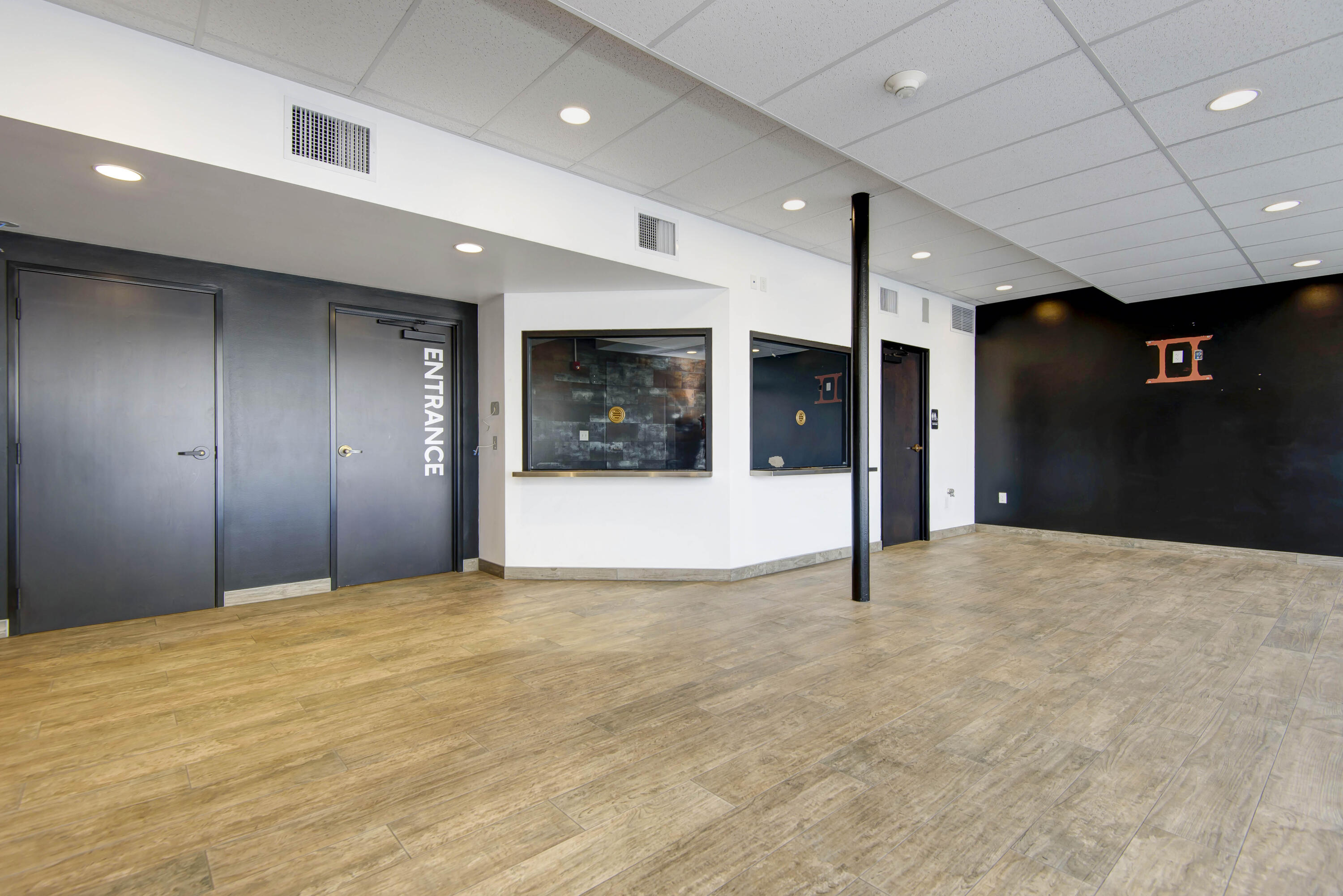 Photo 7 - Commercial Lease for sale – 1868 S Glenstone Avenue  Springfield, MO