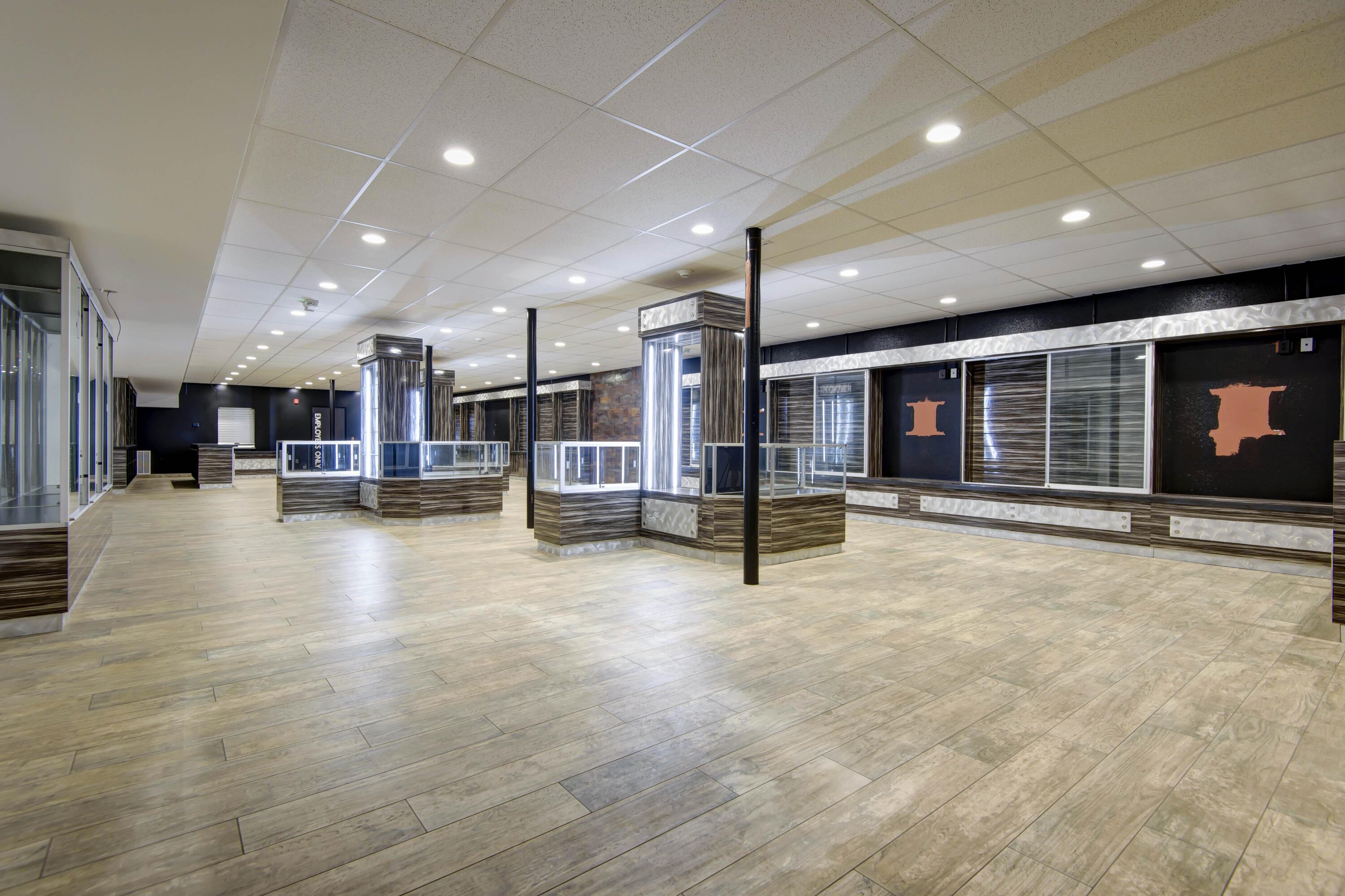 Photo 13 - Commercial Lease for sale – 1868 S Glenstone Avenue  Springfield, MO