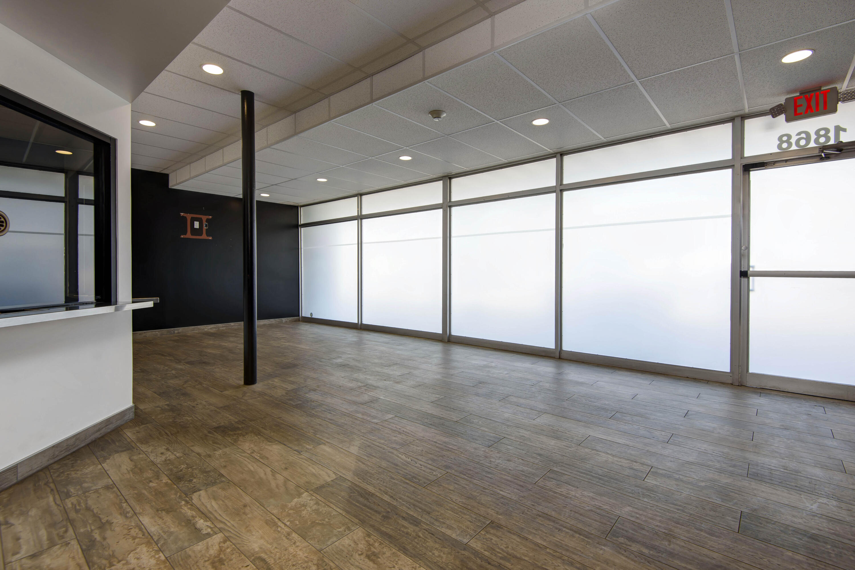 Photo 5 - Commercial Lease for sale – 1868 S Glenstone Avenue  Springfield, MO