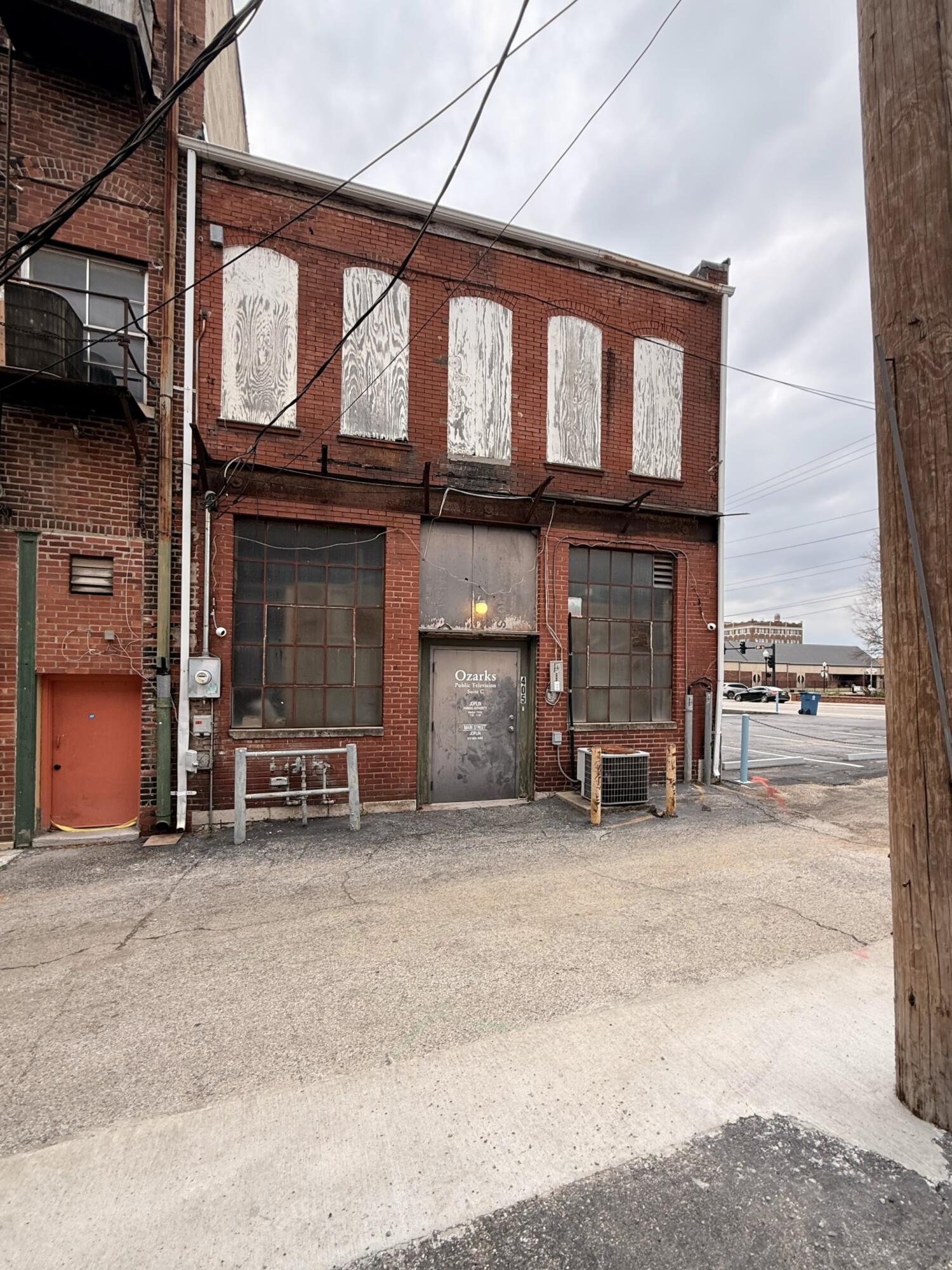 Photo 4 - Commercial Sale for sale – 405 S Main Street  Joplin, MO