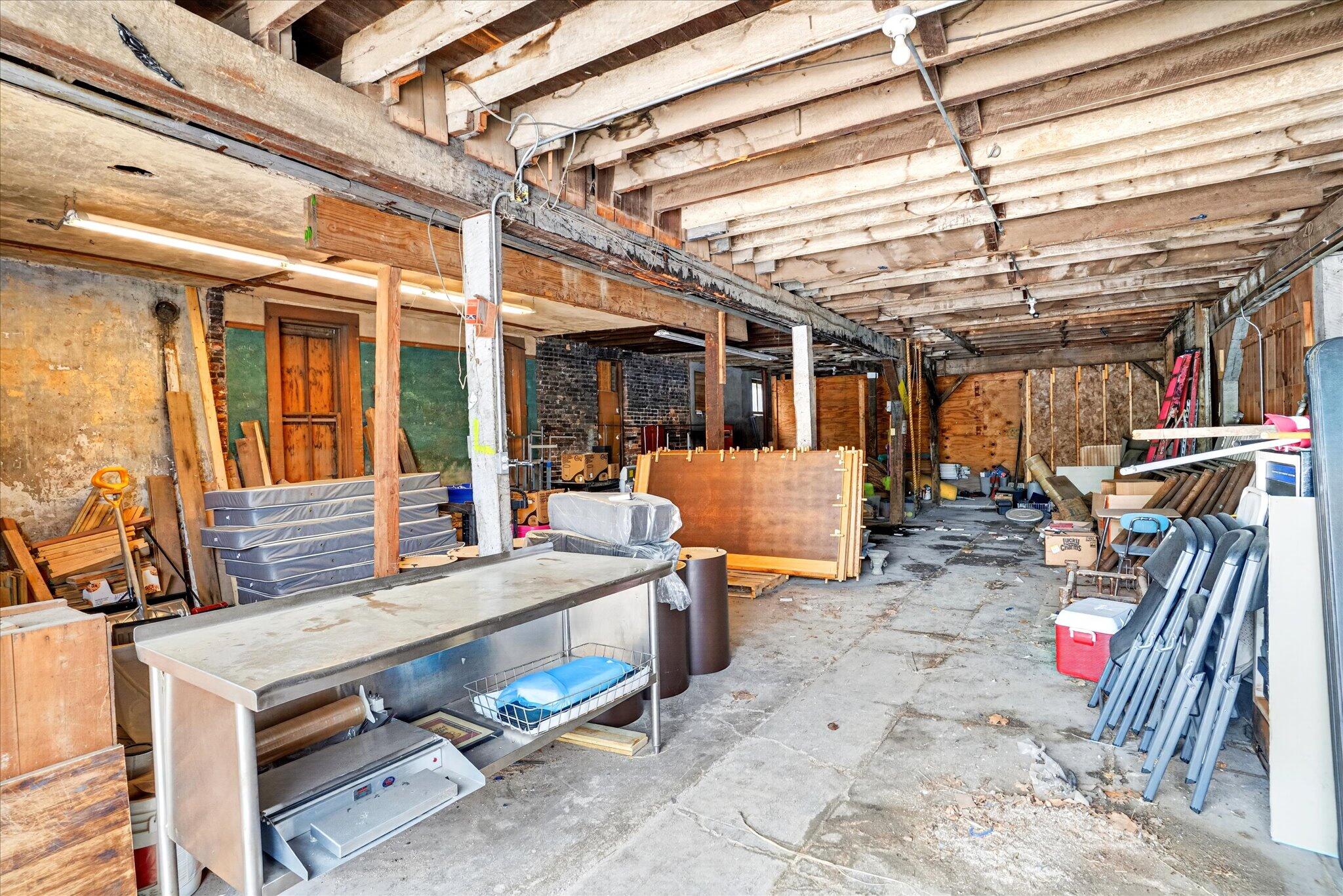 Photo 40 - Commercial Sale for sale – 33 W Olive Street  Aurora, MO