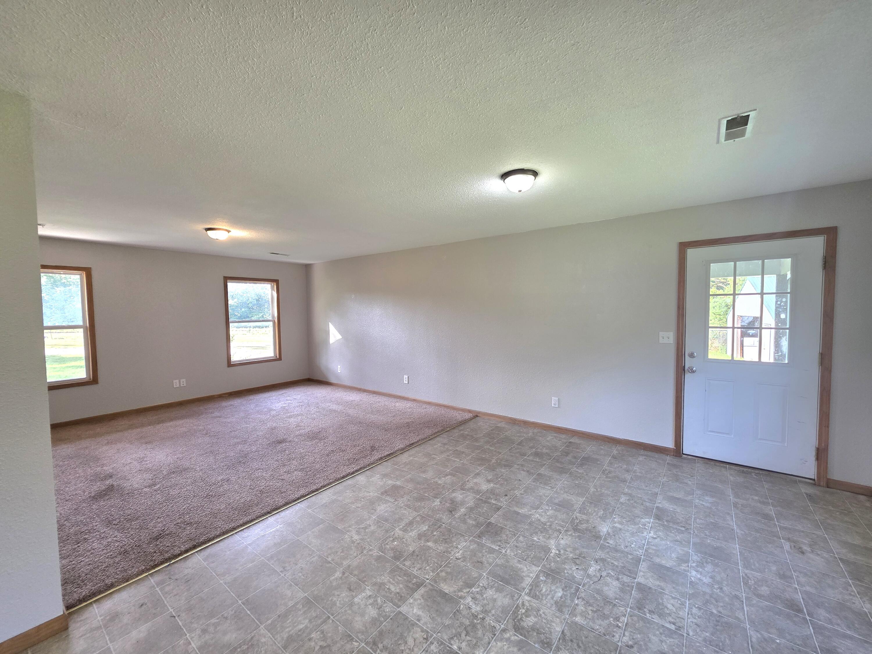 Photo 3 - Residential for sale – 17160  State Route Bb   Licking, MO