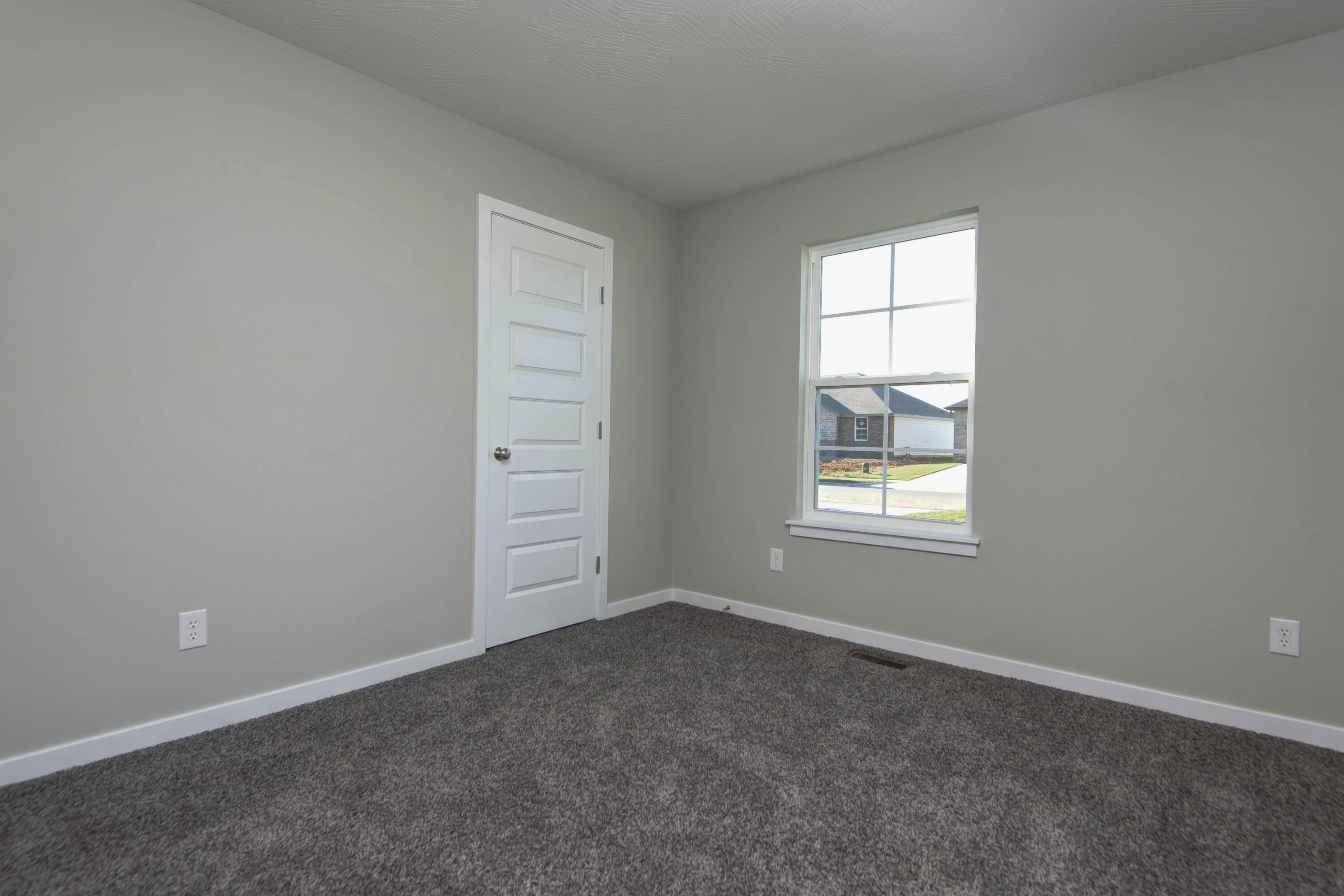 Photo 14 - Residential for sale – 574  Spring Meadow Drive  Rogersville, MO