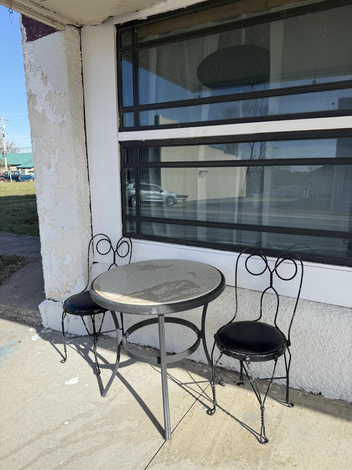 Photo 5 - Commercial Sale for sale – 117 E Main Street  Wheaton, MO