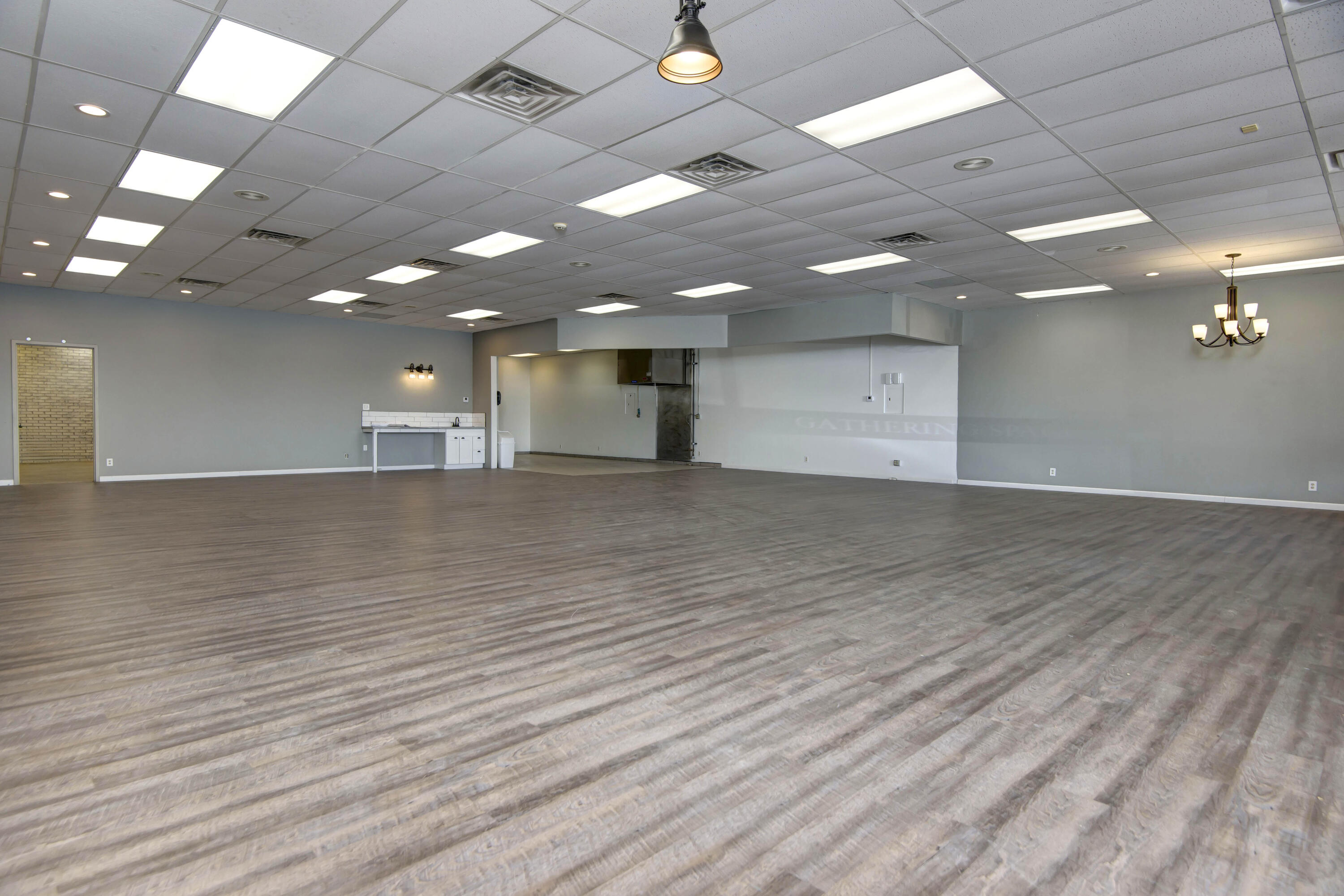 Photo 8 - Commercial Sale for sale – 3857 S Campbell Avenue  Springfield, MO