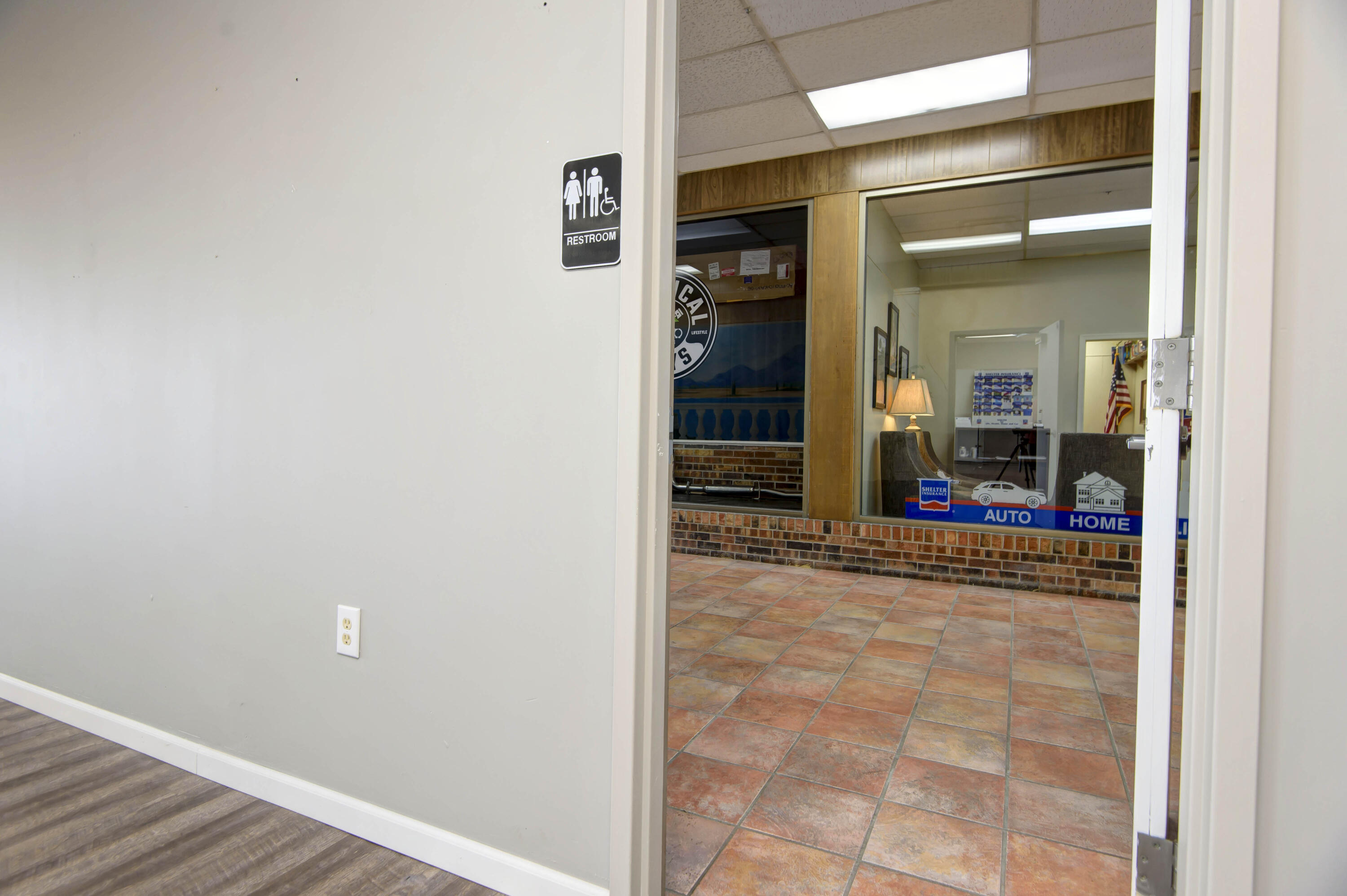 Photo 21 - Commercial Sale for sale – 3857 S Campbell Avenue  Springfield, MO