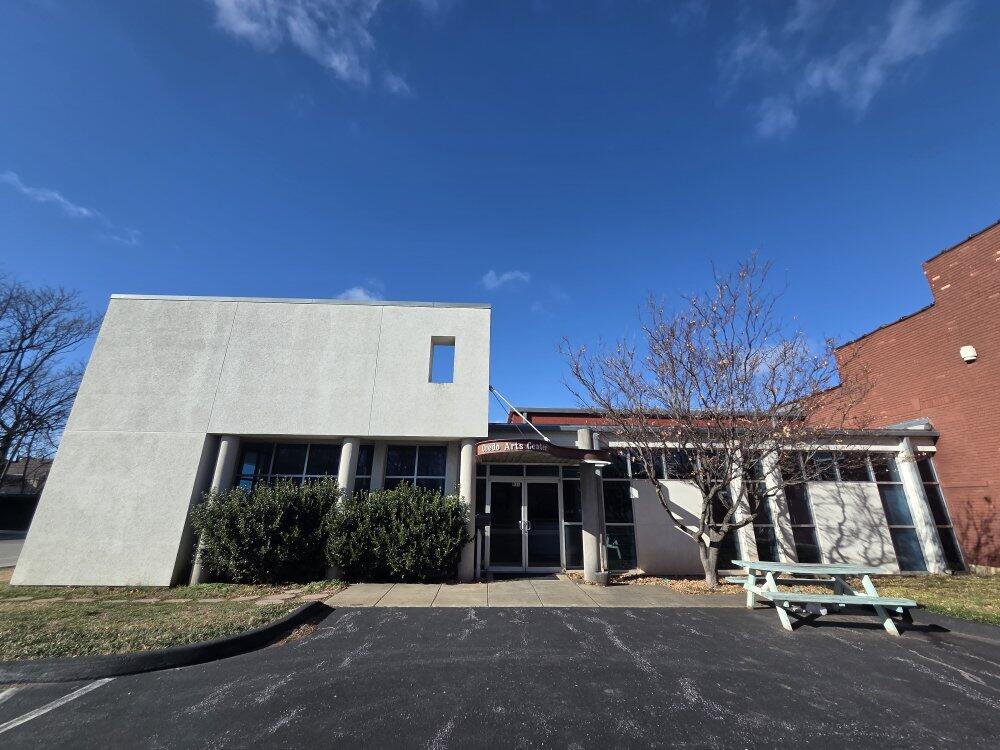 Photo 2 - Commercial Sale for sale – 931 S Kickapoo Avenue  Springfield, MO