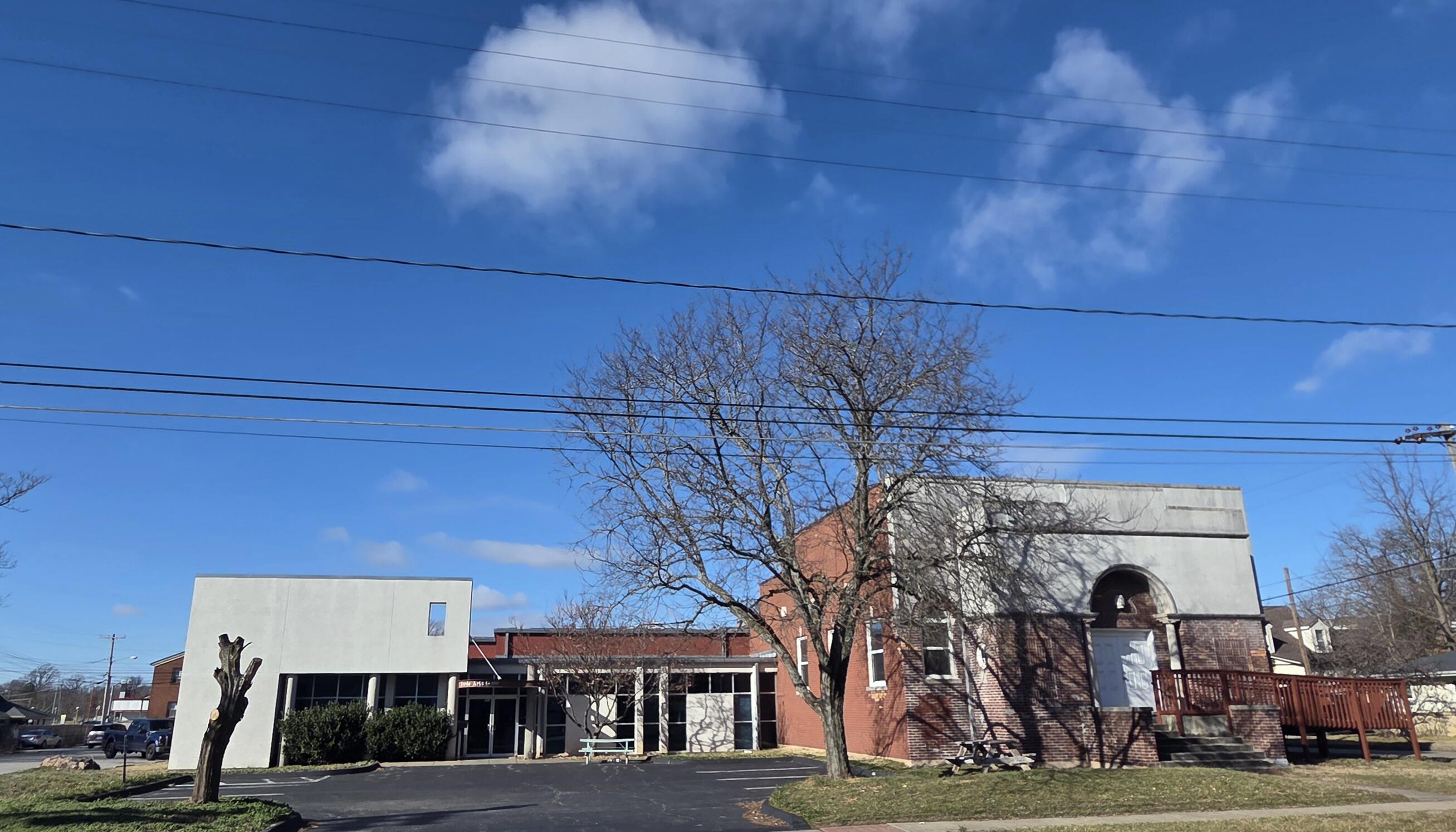 Commercial Sale for sale – 931 S Kickapoo Avenue  Springfield, MO