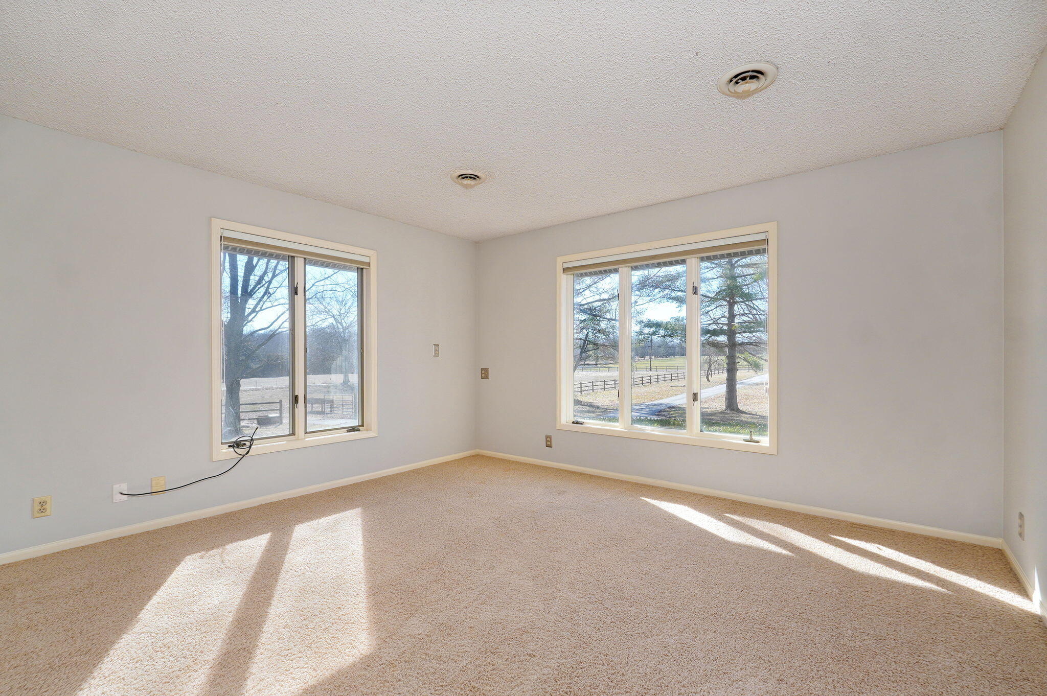 Photo 42 - Residential for sale – 1950 S Farm Road 199   Springfield, MO