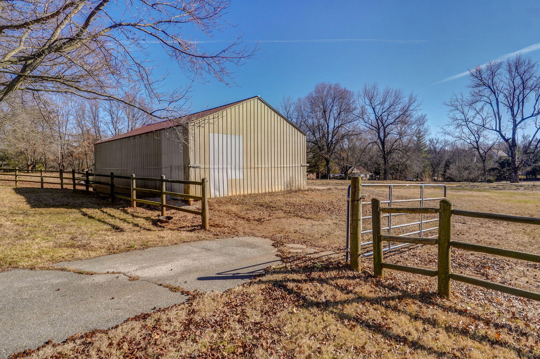 Photo 48 - Residential for sale – 1950 S Farm Road 199   Springfield, MO