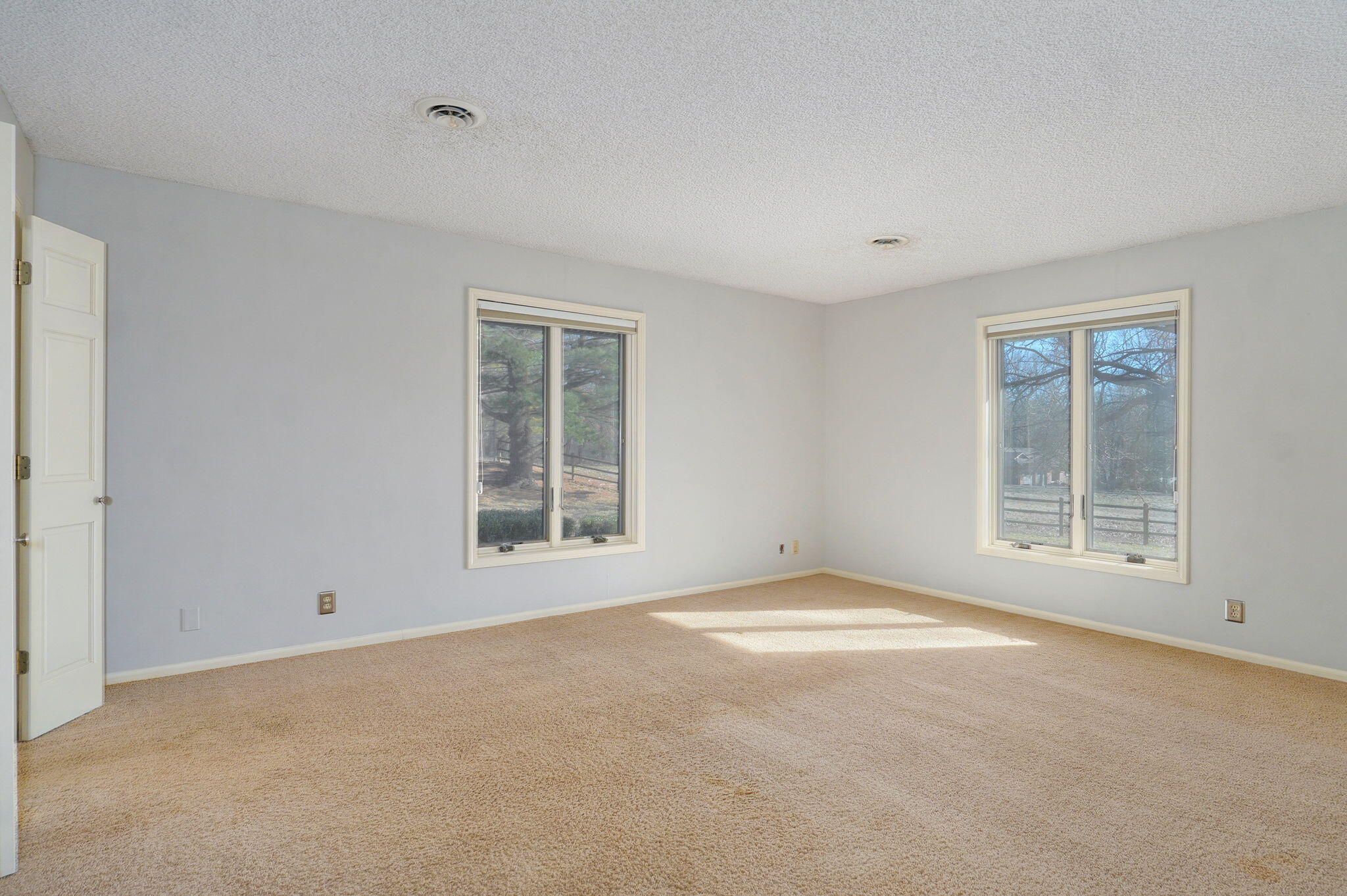 Photo 35 - Residential for sale – 1950 S Farm Road 199   Springfield, MO