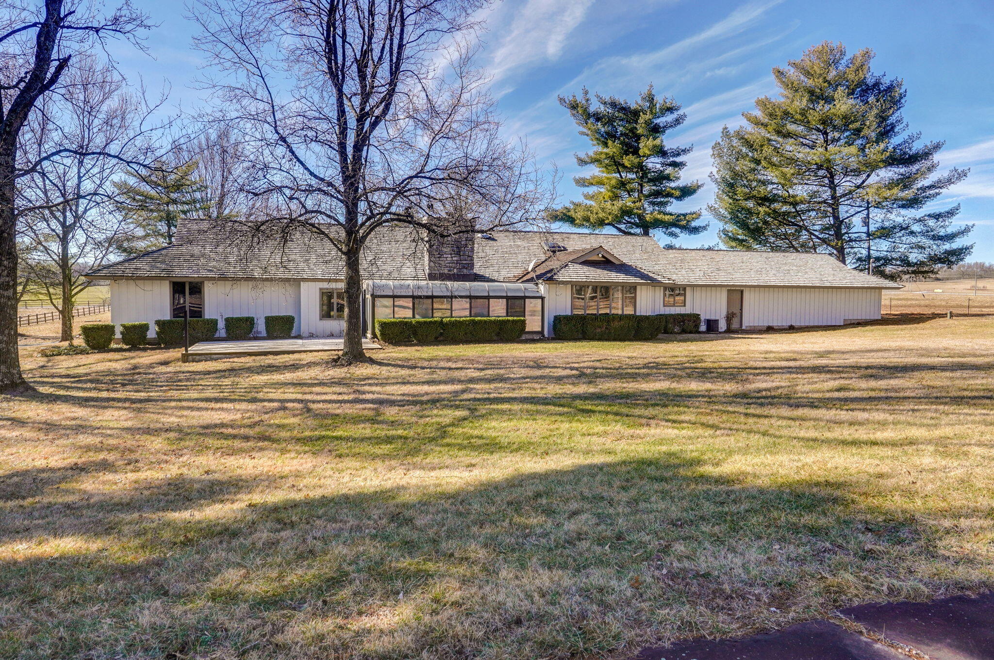 Photo 54 - Residential for sale – 1950 S Farm Road 199   Springfield, MO