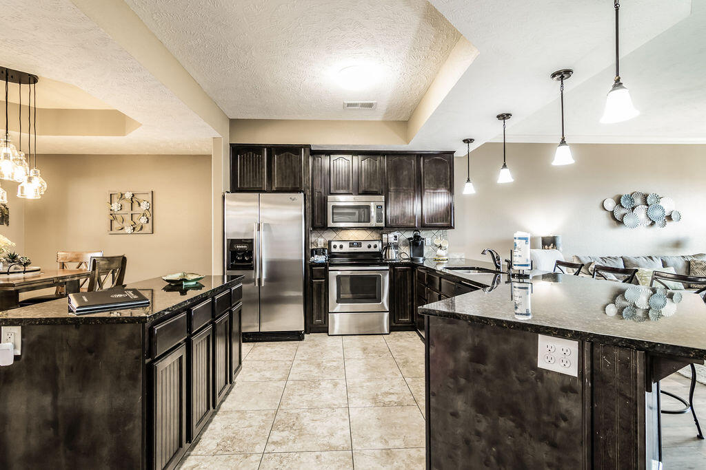 Photo 10 - Residential for sale – 200  Majestic Drive #207   Branson, MO