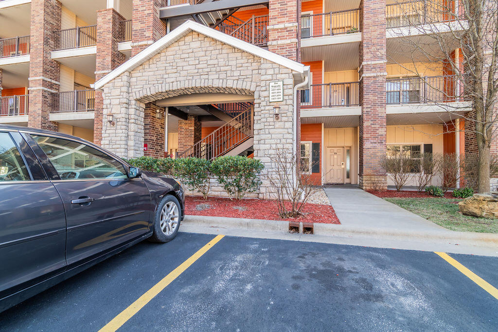 Photo 6 - Residential for sale – 200  Majestic Drive #207   Branson, MO
