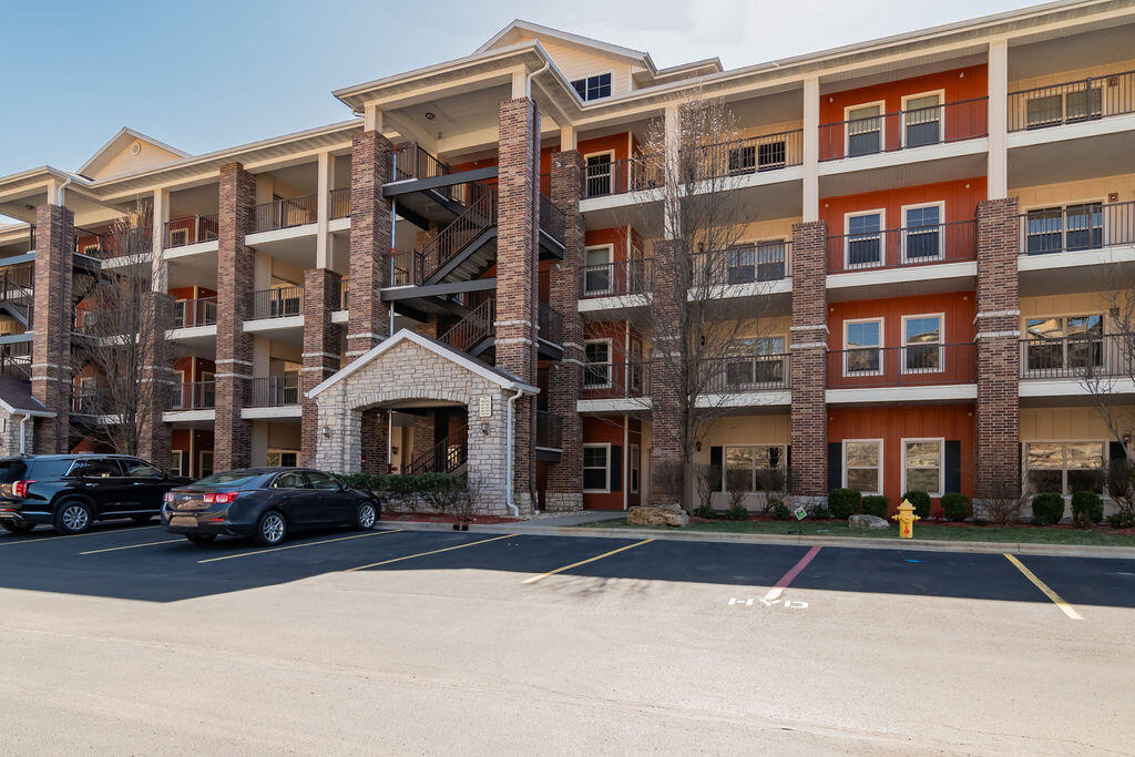 Photo 3 - Residential for sale – 200  Majestic Drive #207   Branson, MO