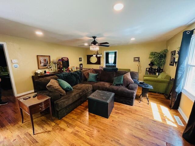 Photo 3 - Residential for sale – 530  Taneycomo Hill Drive  Hollister, MO