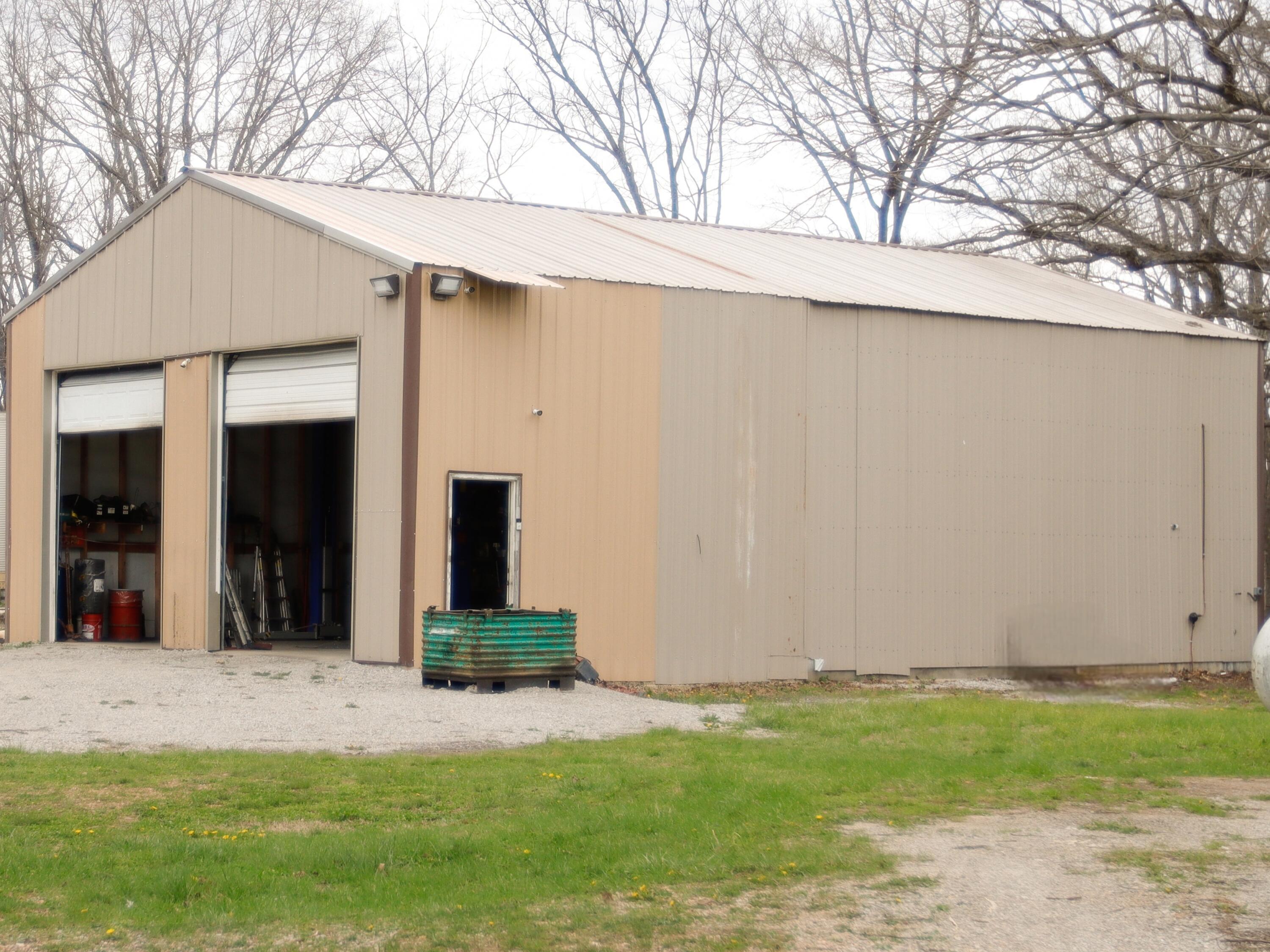 Photo 8 - Residential for sale – 3308  County Road 1710   West Plains, MO