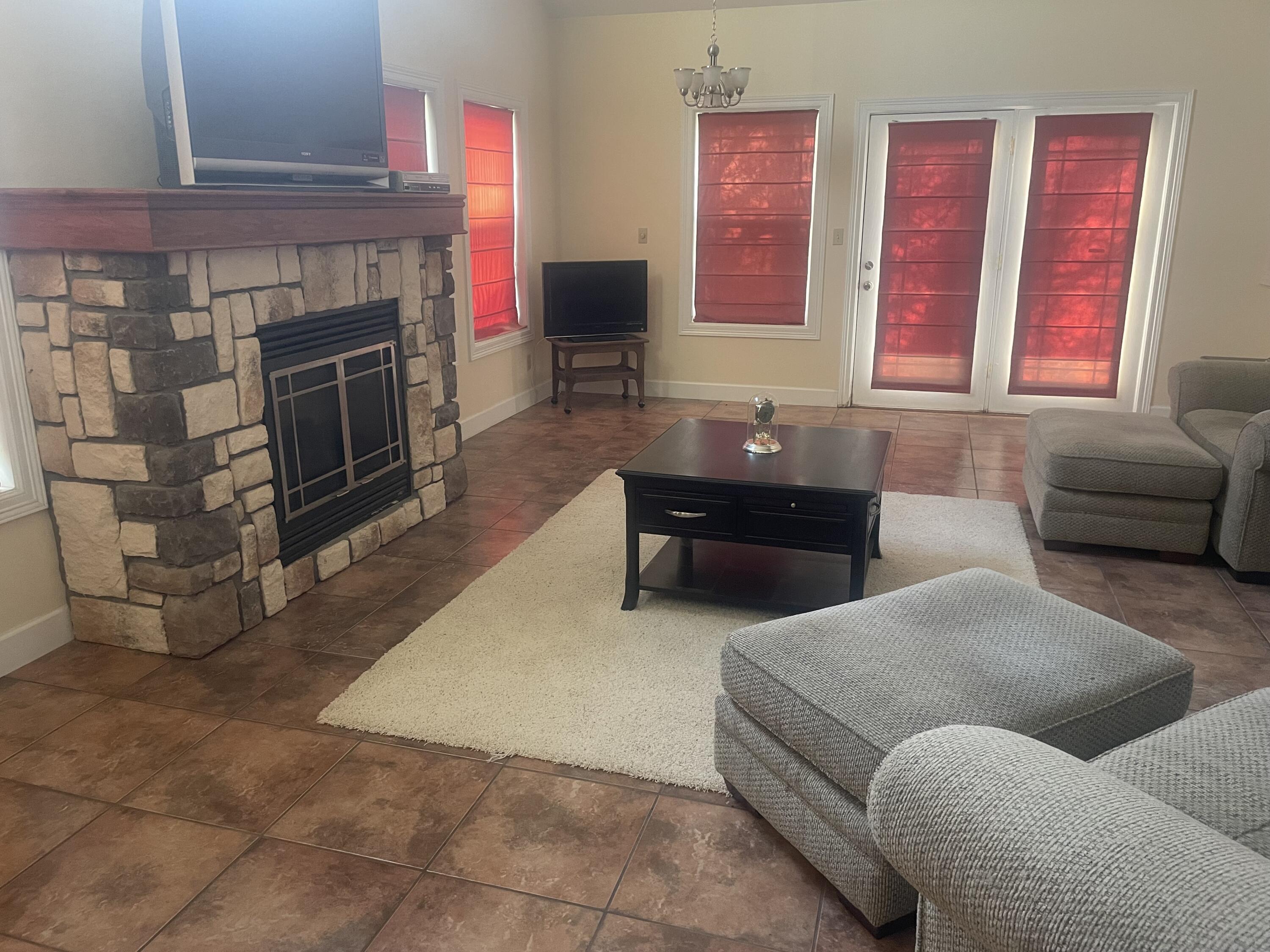 Photo 12 - Residential for sale – 15017  Farm Road 2010   Verona, MO