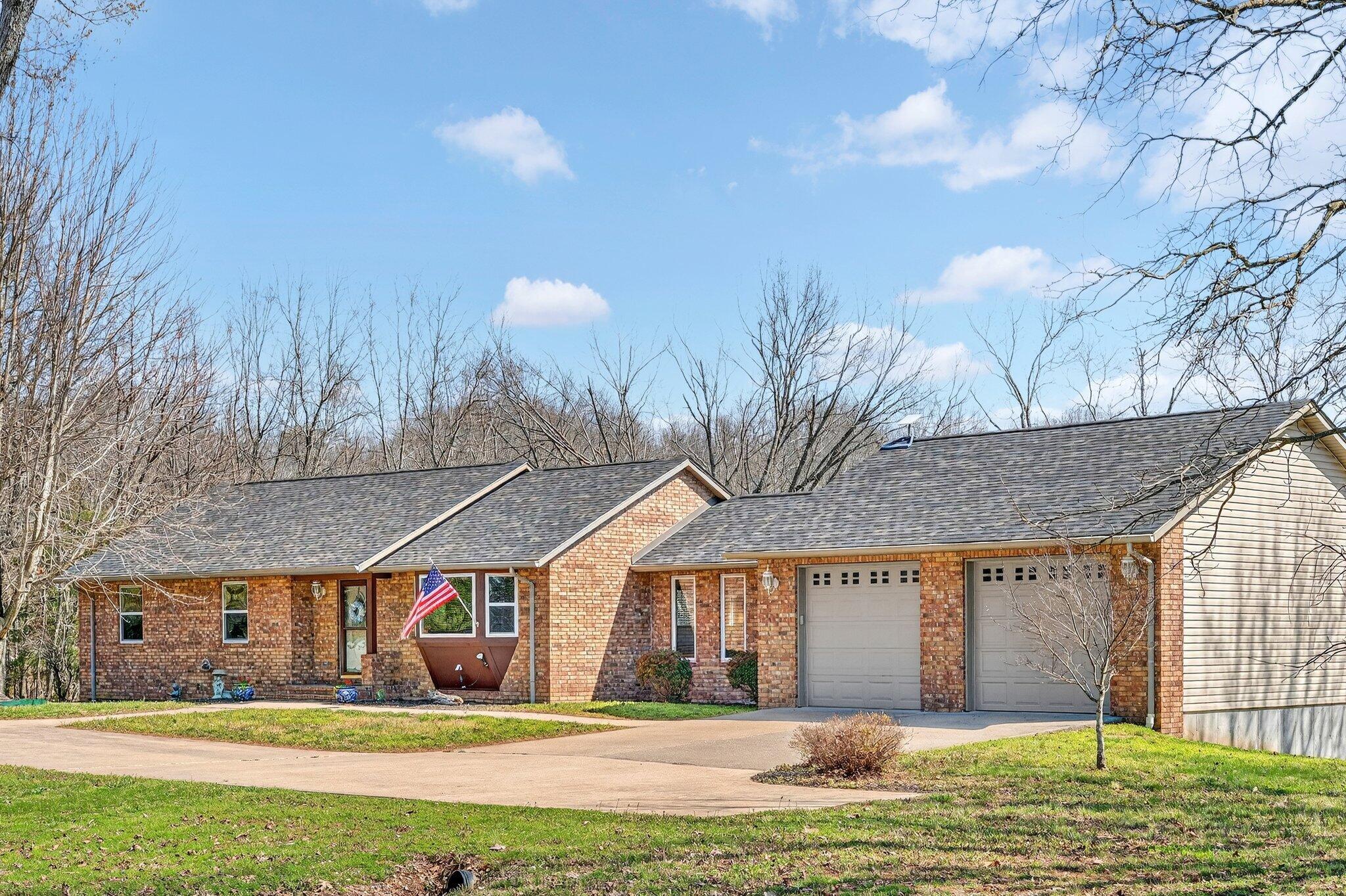 Residential for sale – 1496 State Highway Y Galena, MO