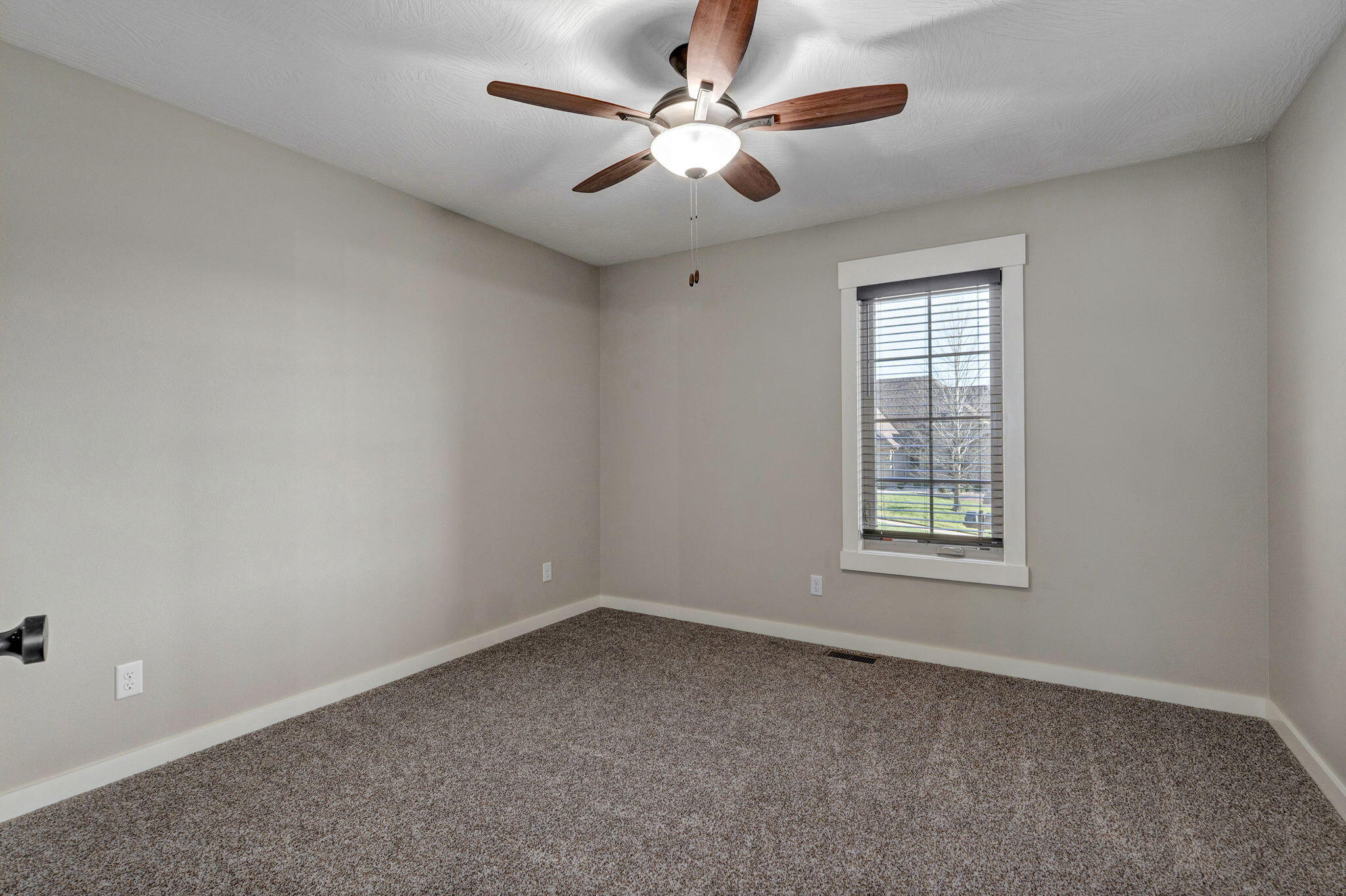 Photo 15 - Residential for sale – 1301 S Amber Ridge Drive  Nixa, MO