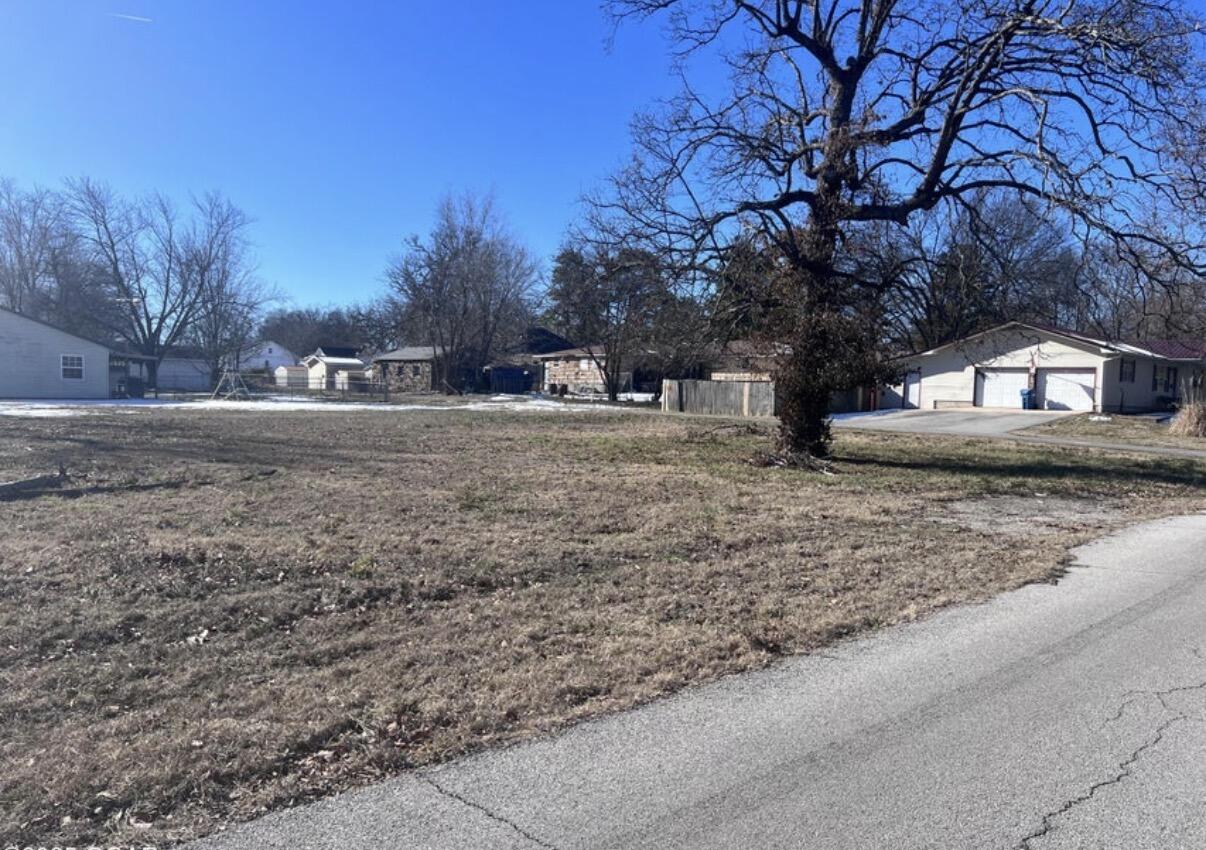 Land for sale – Tbd  Hazel Avenue  Carthage, MO