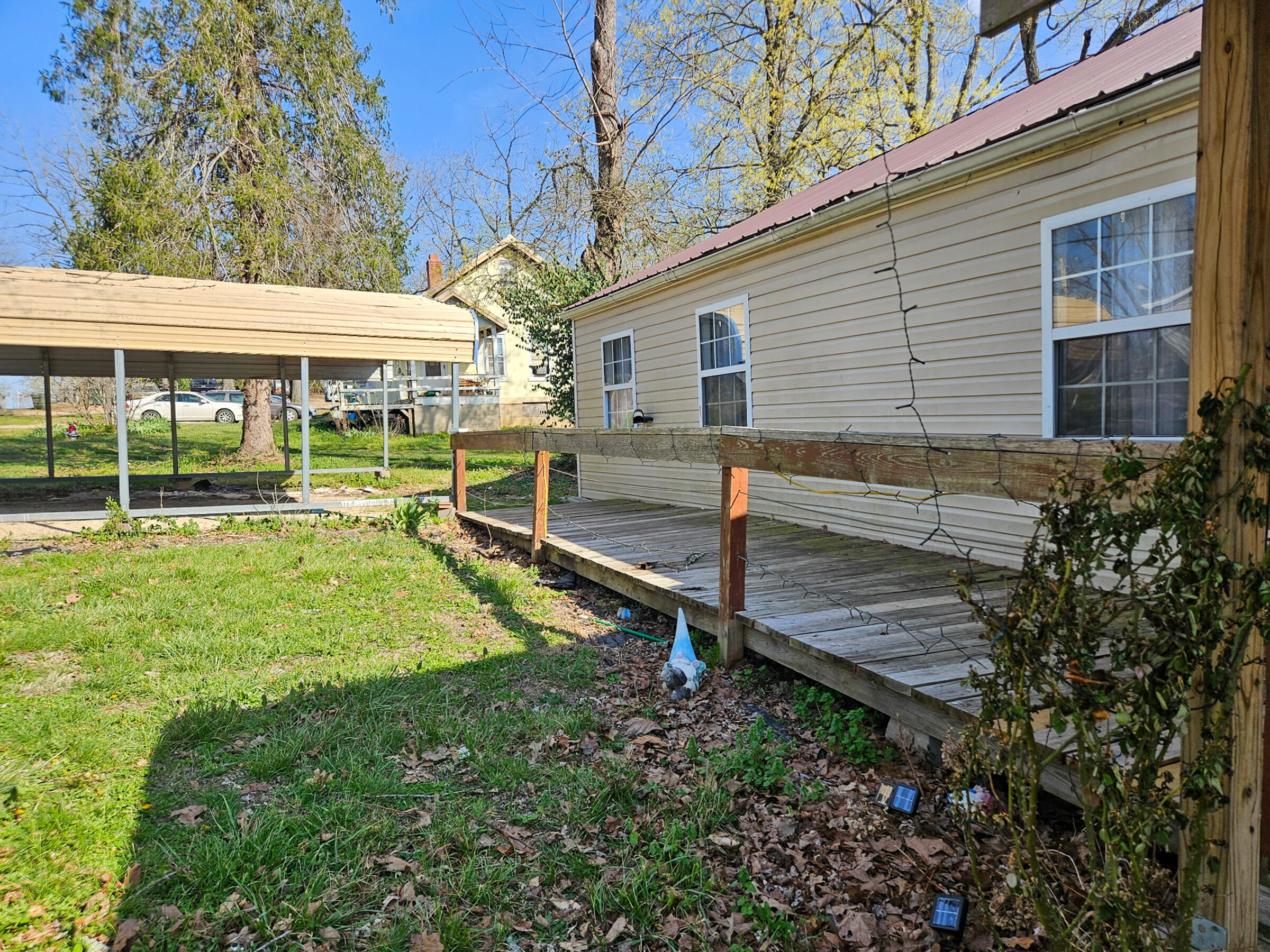 Photo 3 - Residential for sale – 203  James Street  Mountain View, MO