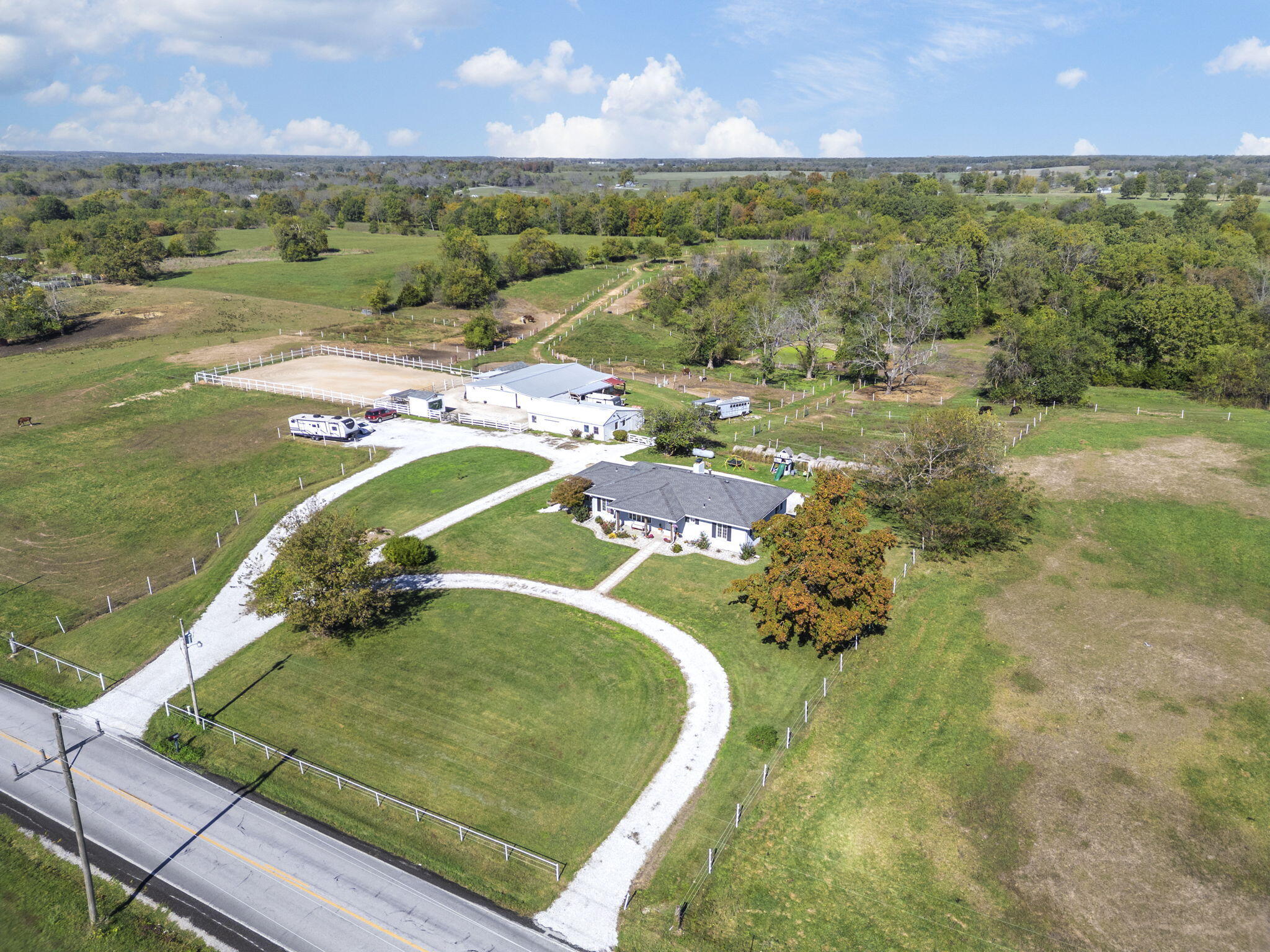 Photo 3 - Farm for sale – 3259 W Farm Rd 60   Springfield, MO