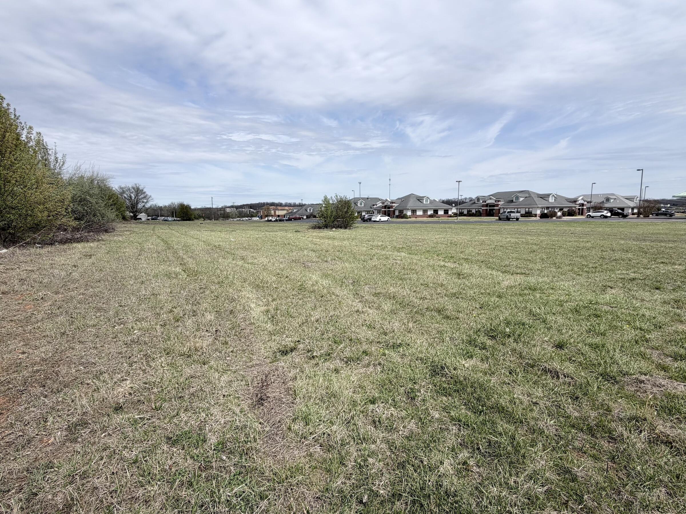 Commercial Sale for sale – 000  Independence Drive  West Plains, MO