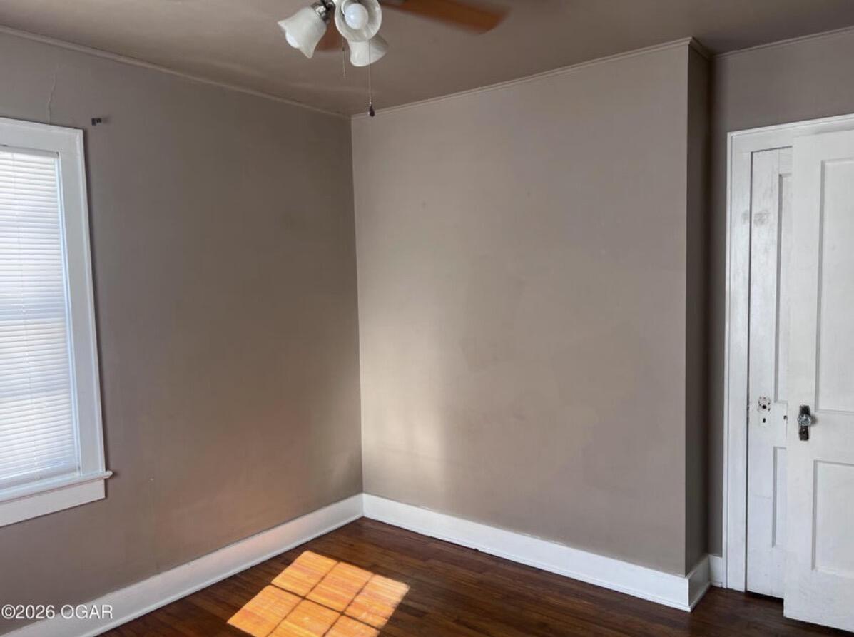 Photo 7 - Residential for sale – 1144 S Main Street  Carthage, MO