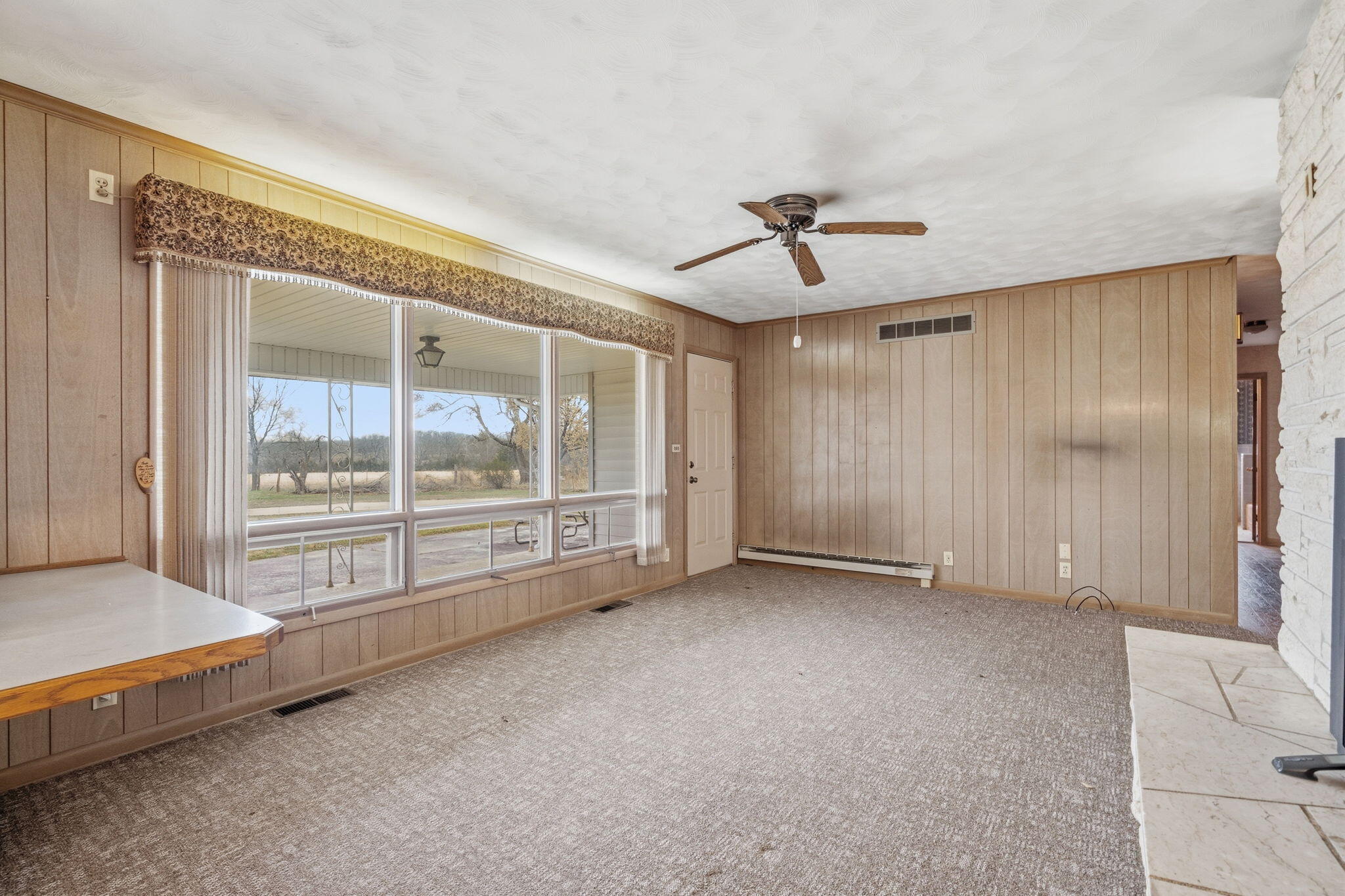 Photo 9 - Commercial Sale for sale – 3916 S Springfield Avenue  Bolivar, MO