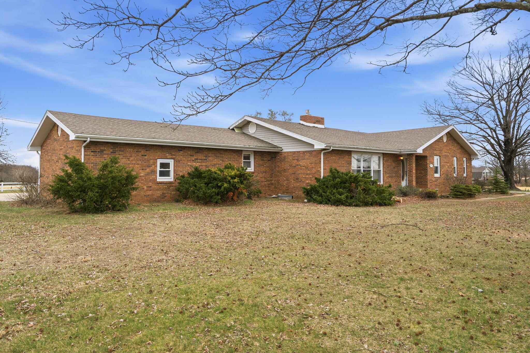 Photo 4 - Residential for sale – 3916 S Springfield Avenue  Bolivar, MO
