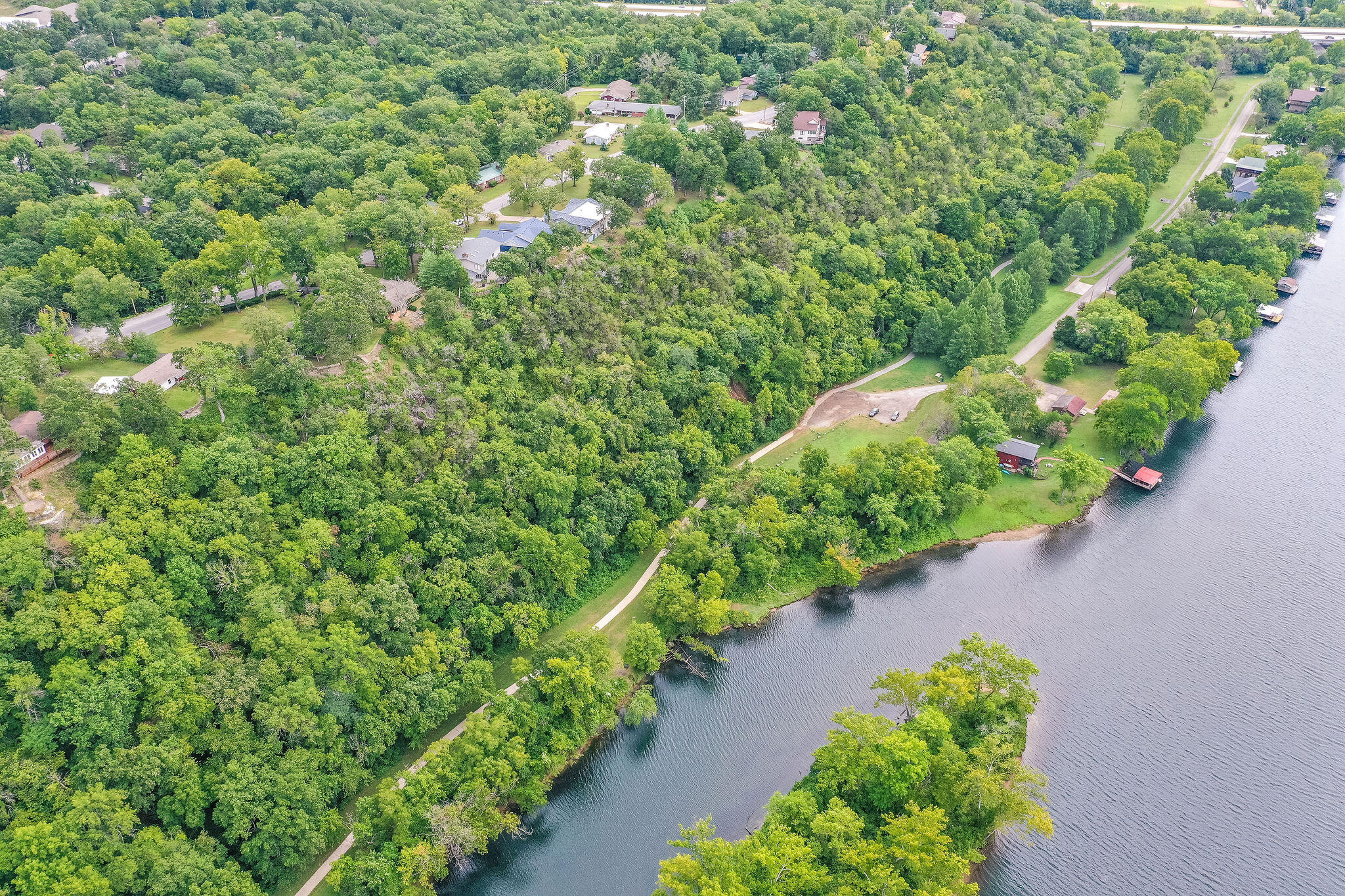 Photo 35 - Residential for sale – 1004  Cliff Drive  Branson, MO