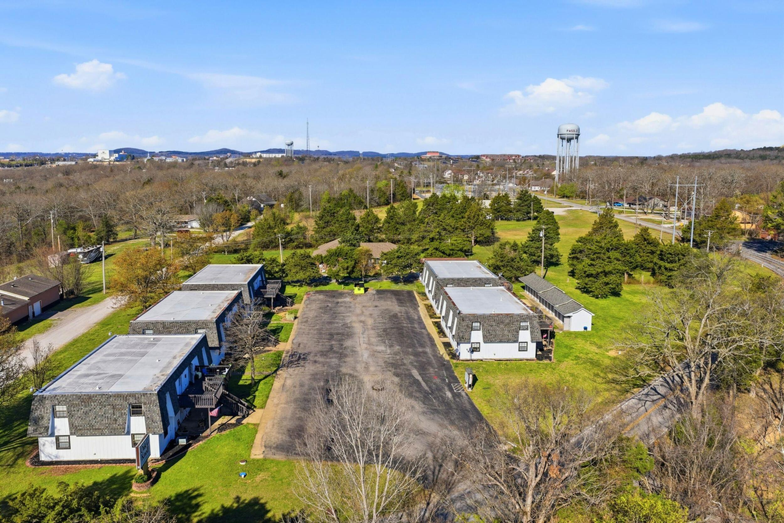 Photo 22 - Commercial Sale for sale – 1101  Bird Road   Branson, MO
